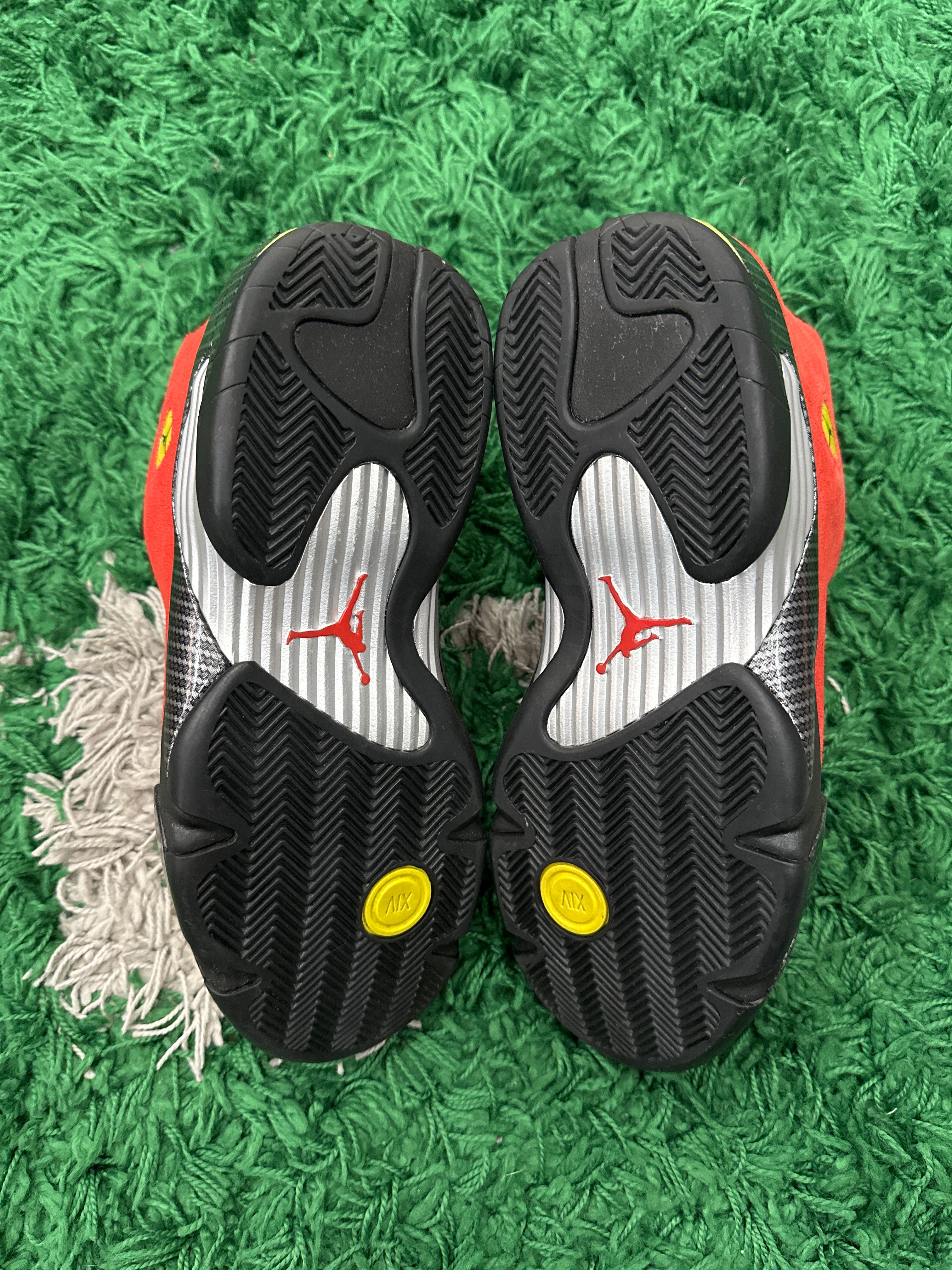 Jordan 14 Ferrari (VNDS)