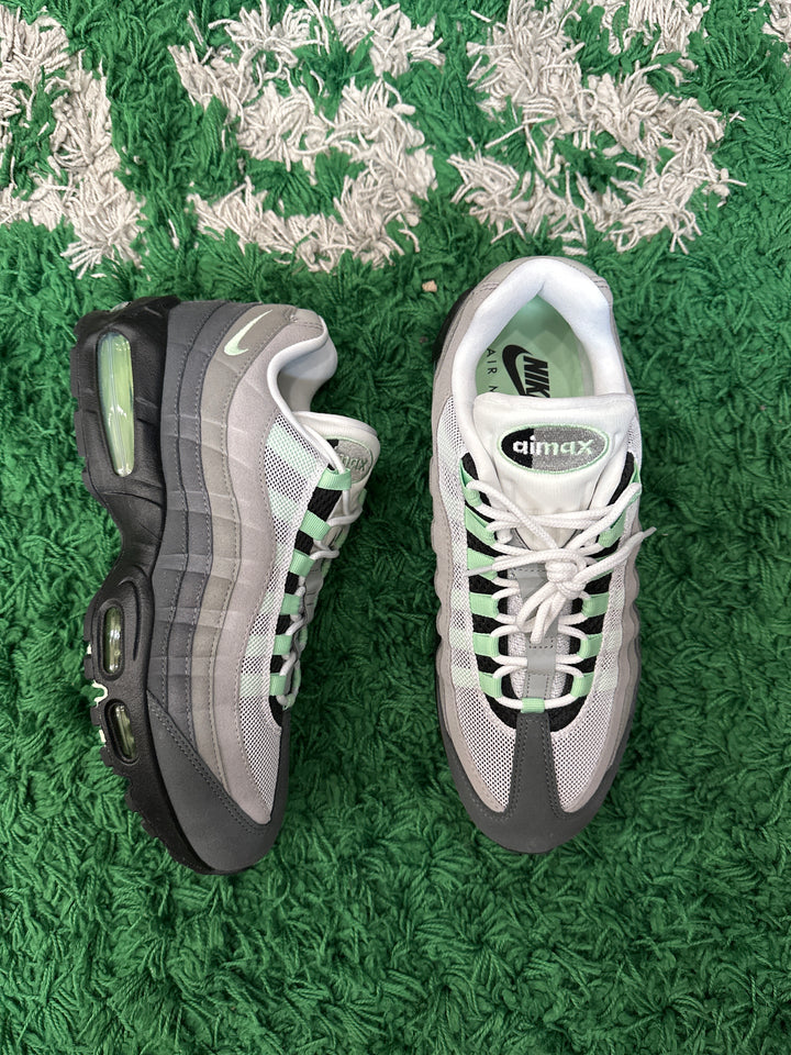 Nike Air Max 95 Fresh Mint (VNDS)