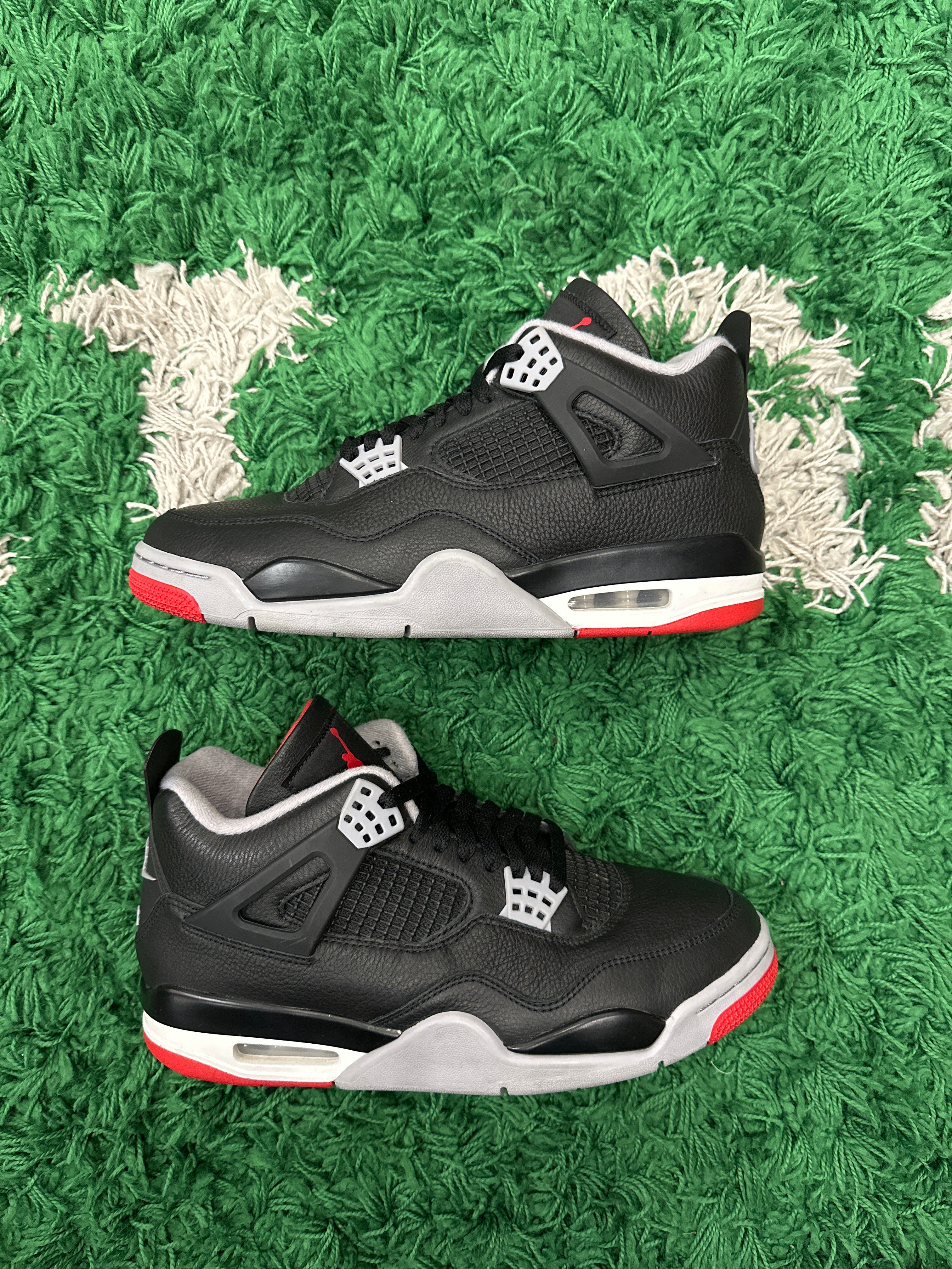 Jordan 4 Bred Reimagined (VNDS)