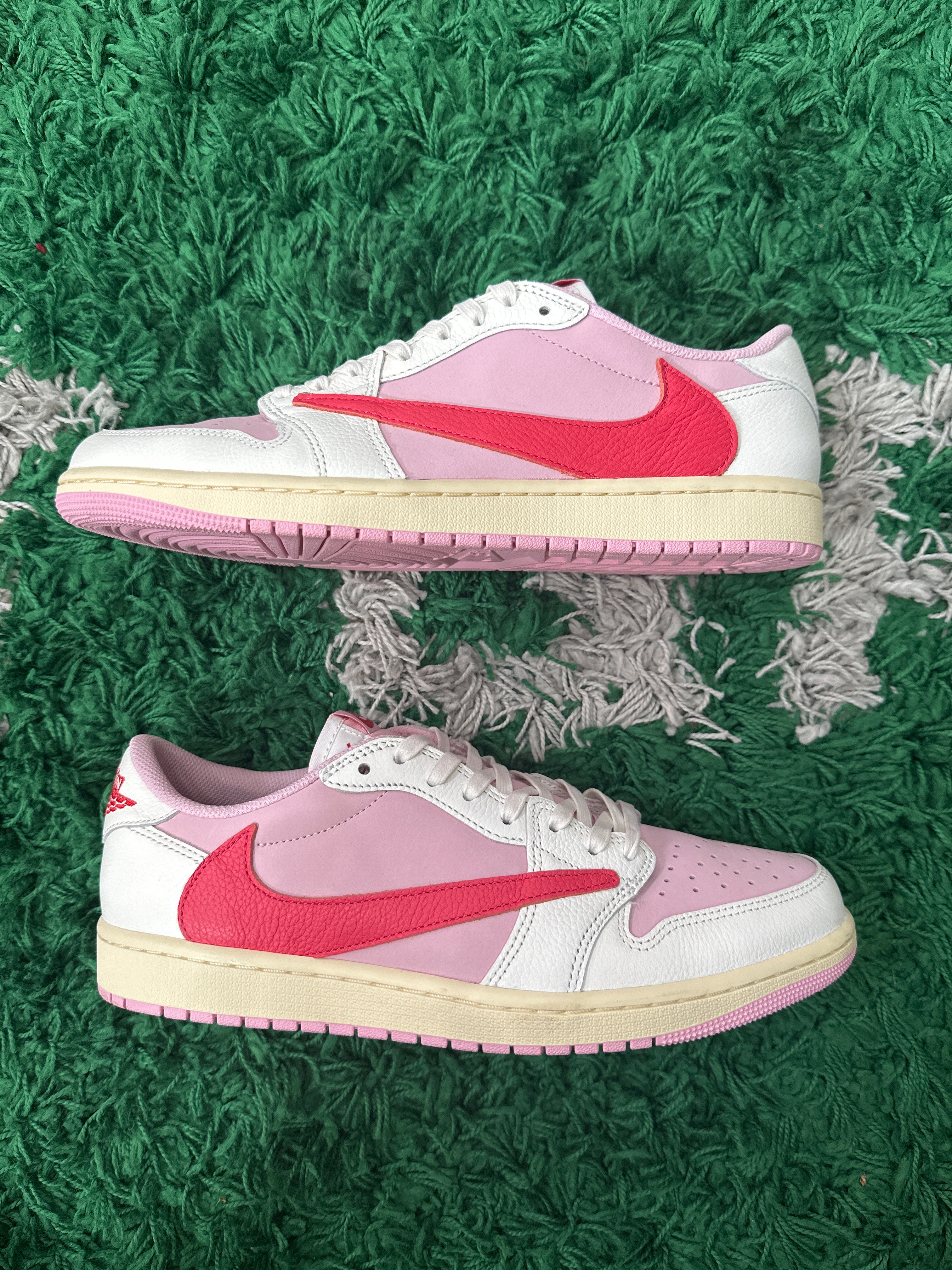 Travis Scott x Jordan 1 Low Tropical Pink (VNDS)
