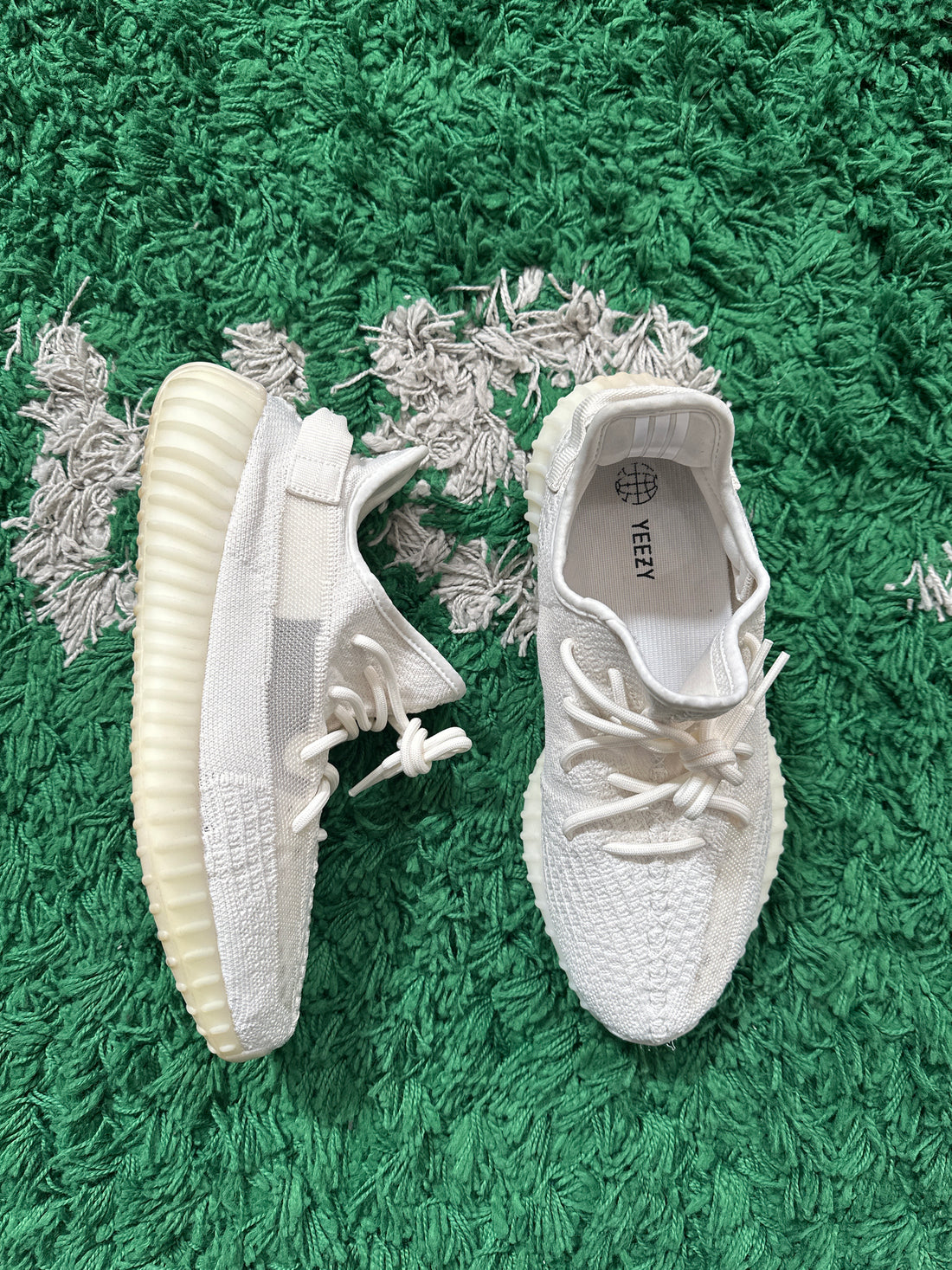 Yeezy 350 Bone (VNDS)