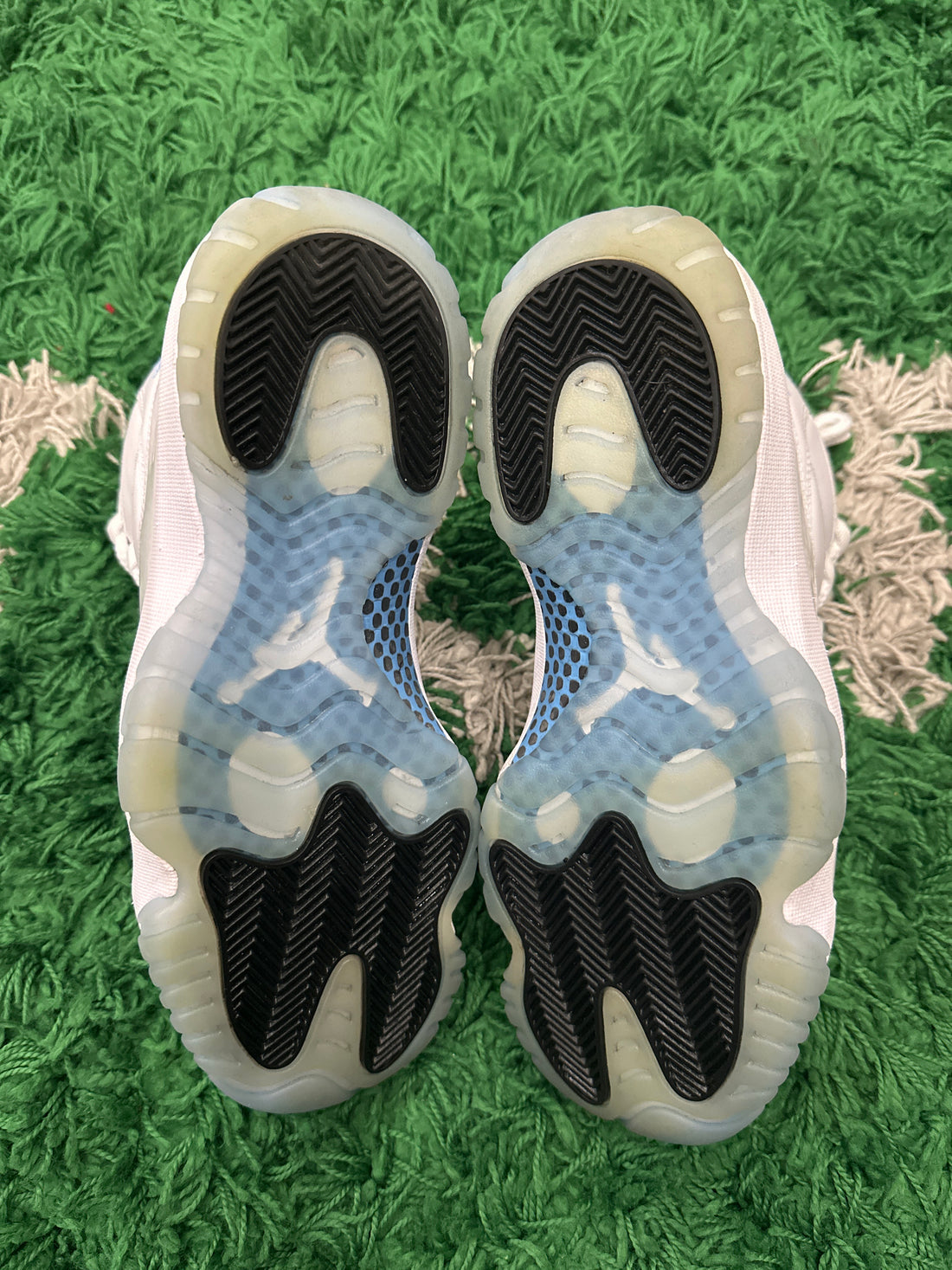 Jordan 11 Legend Blue (VNDS)