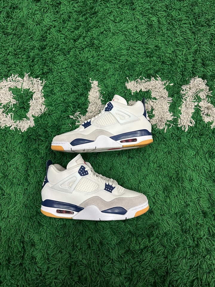 Jordan 4 SB Navy (VNDS)