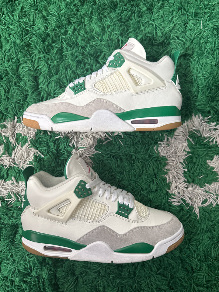 Jordan 4 SB Pine Green (VNDS)