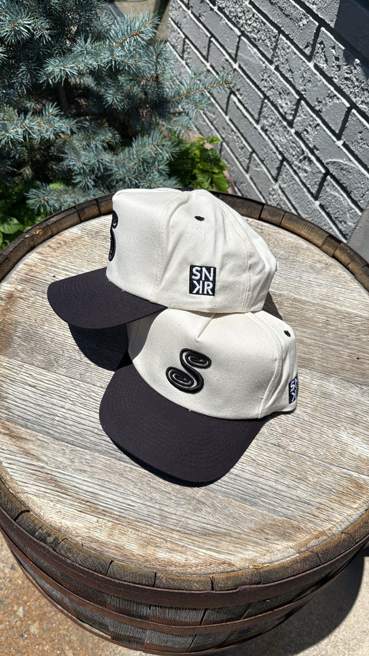 Sblv By Snkr Box S Curl SnapBack Hat Cream