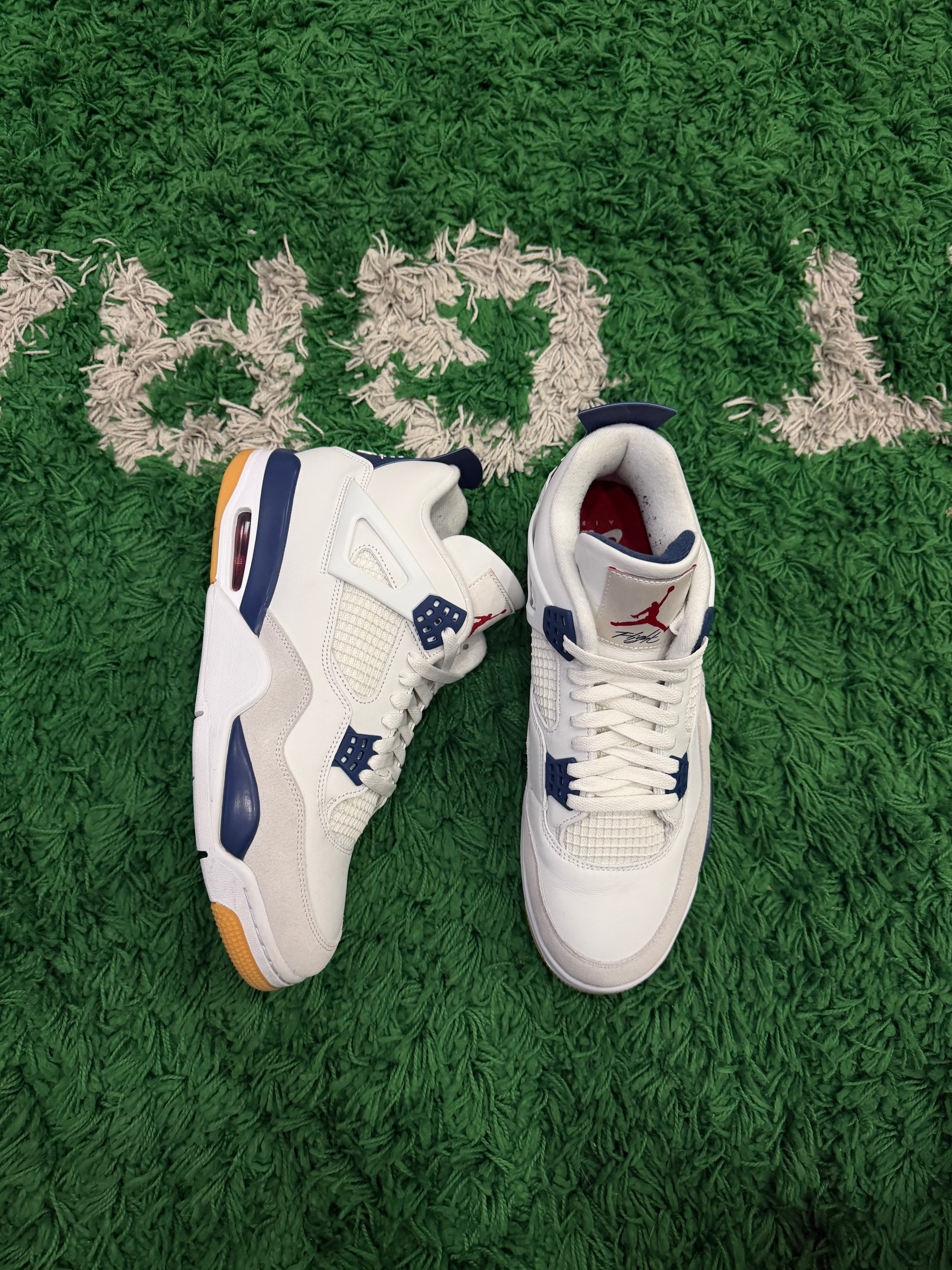 Jordan 4 SB Navy (VNDS)