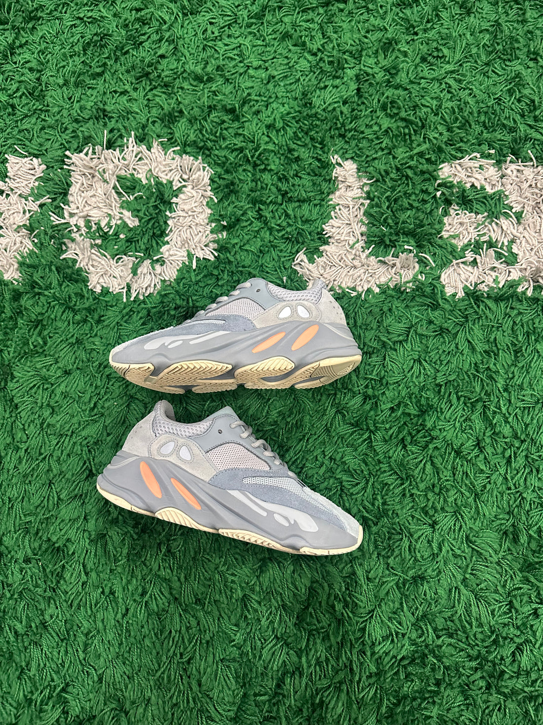 Yeezy 700 Inertia (VNDS)