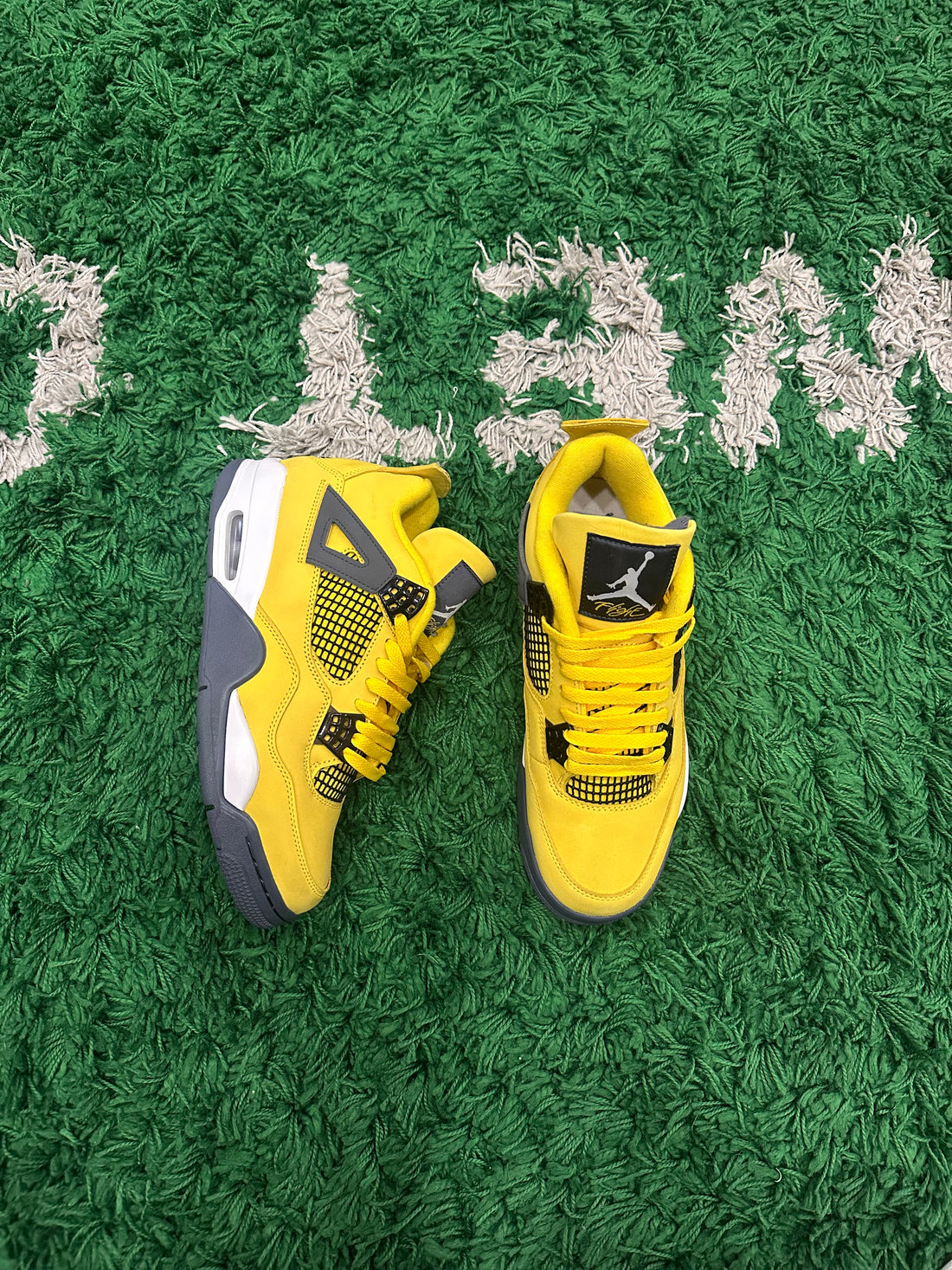 Jordan 4 Lightning (VNDS)