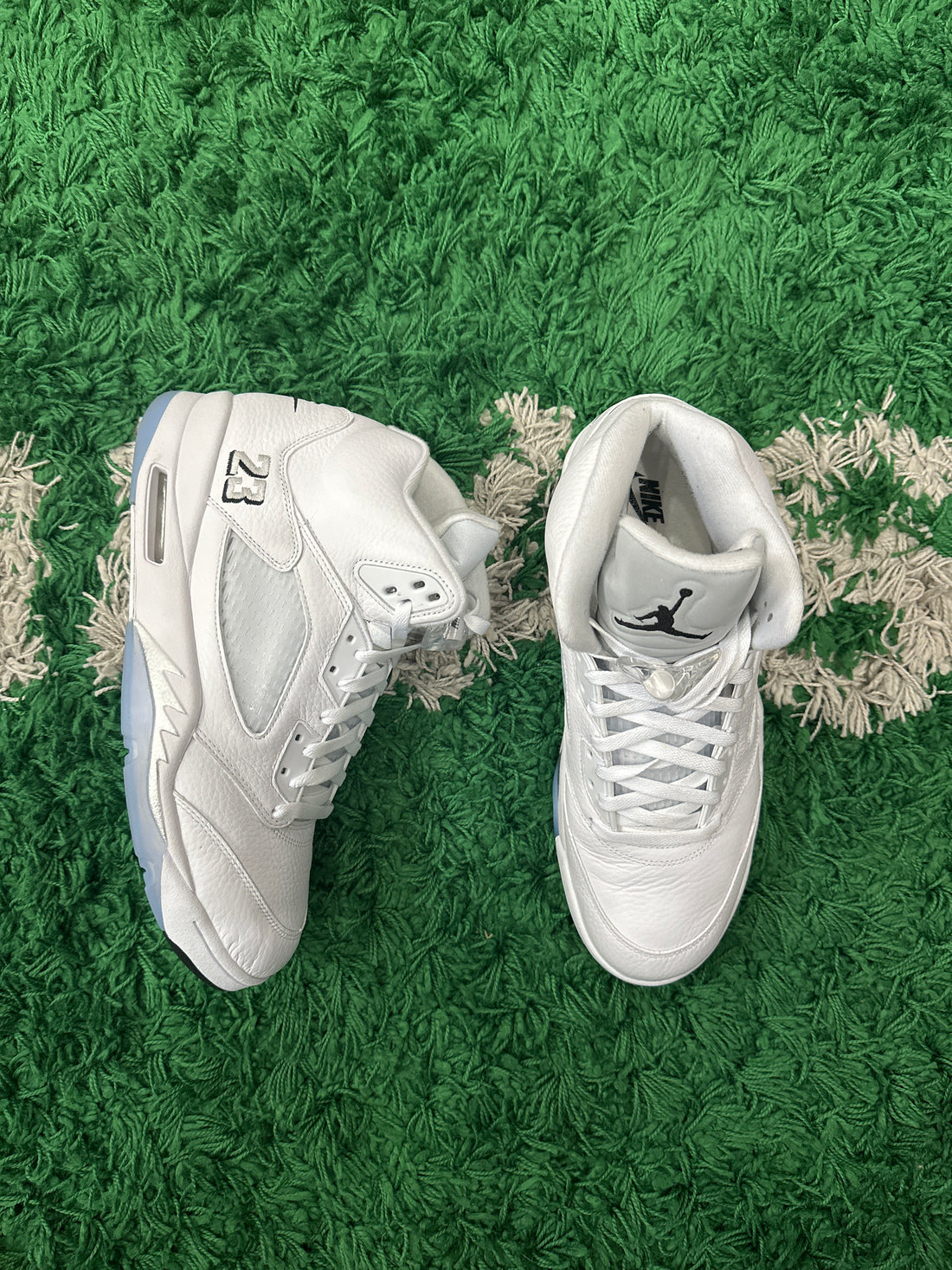 Jordan 5 White Metallic (VNDS)