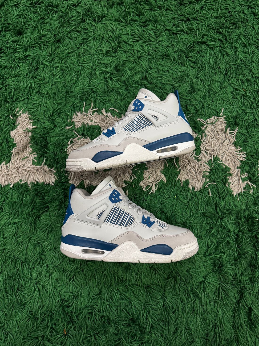 Jordan 4 Military Blue (VNDS)