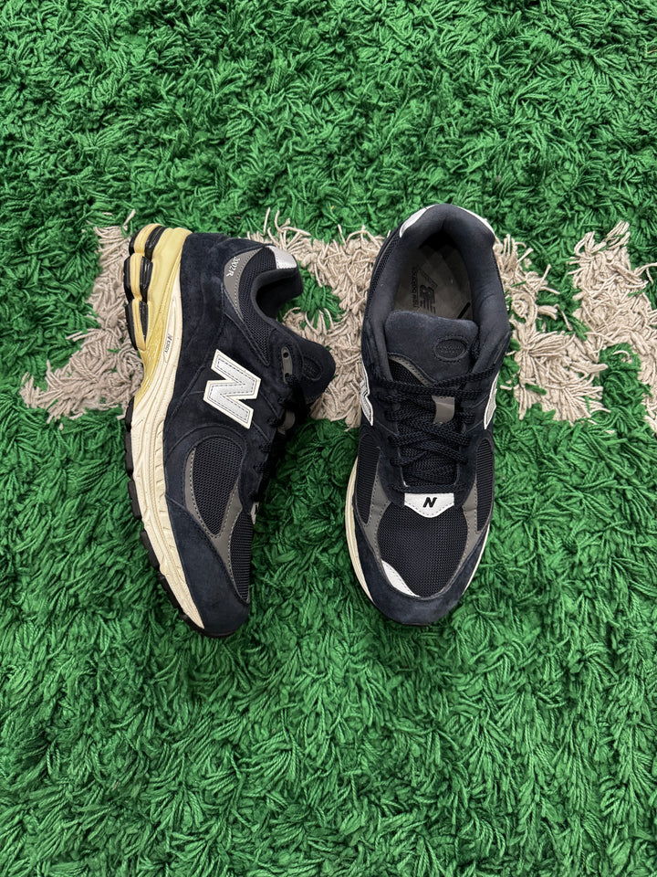 New Balance 2002R Eclipse Navy (Worn once)