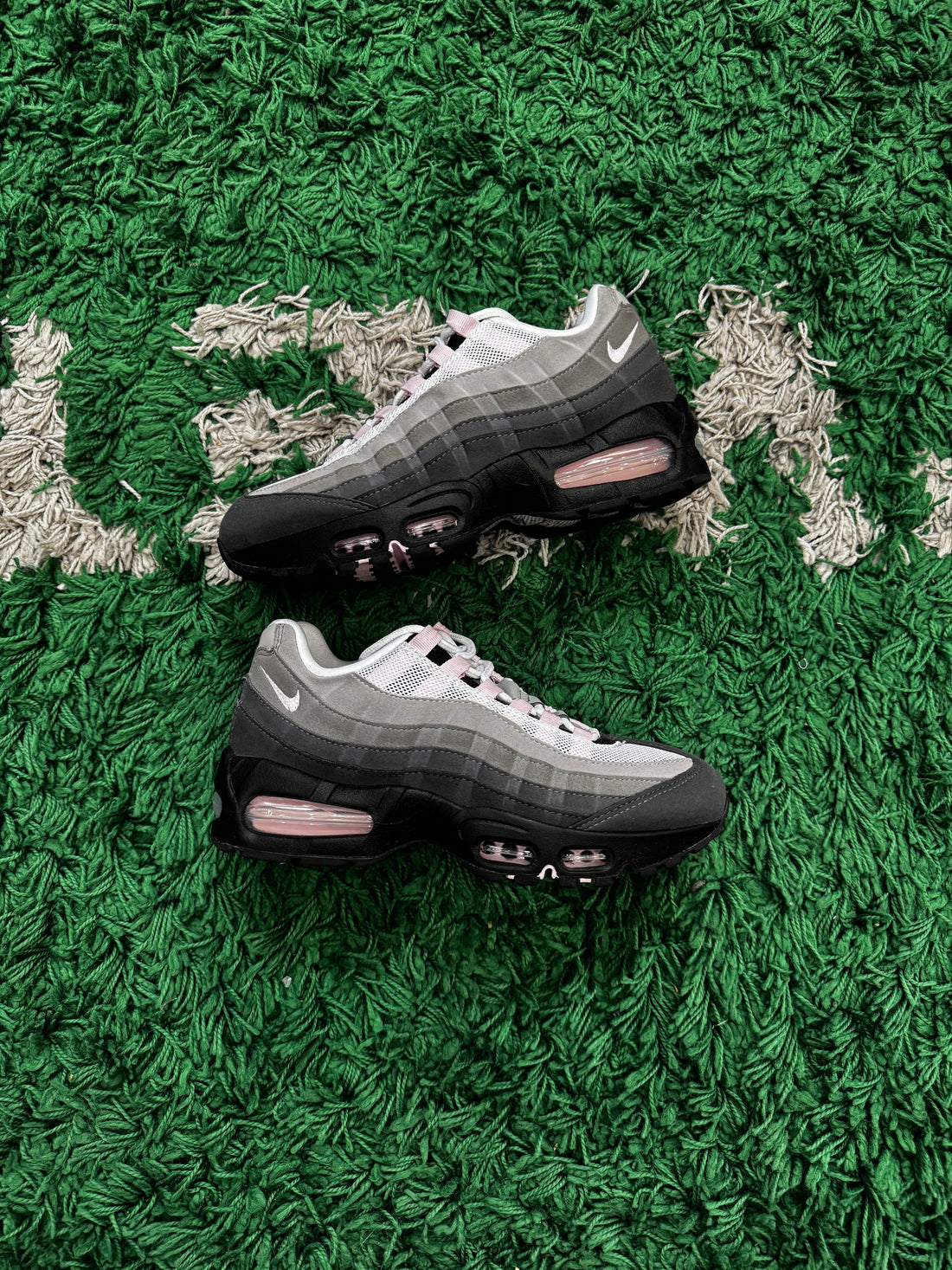 Nike Air Max 95 OG Big Bubble Pink Foam (worn once)