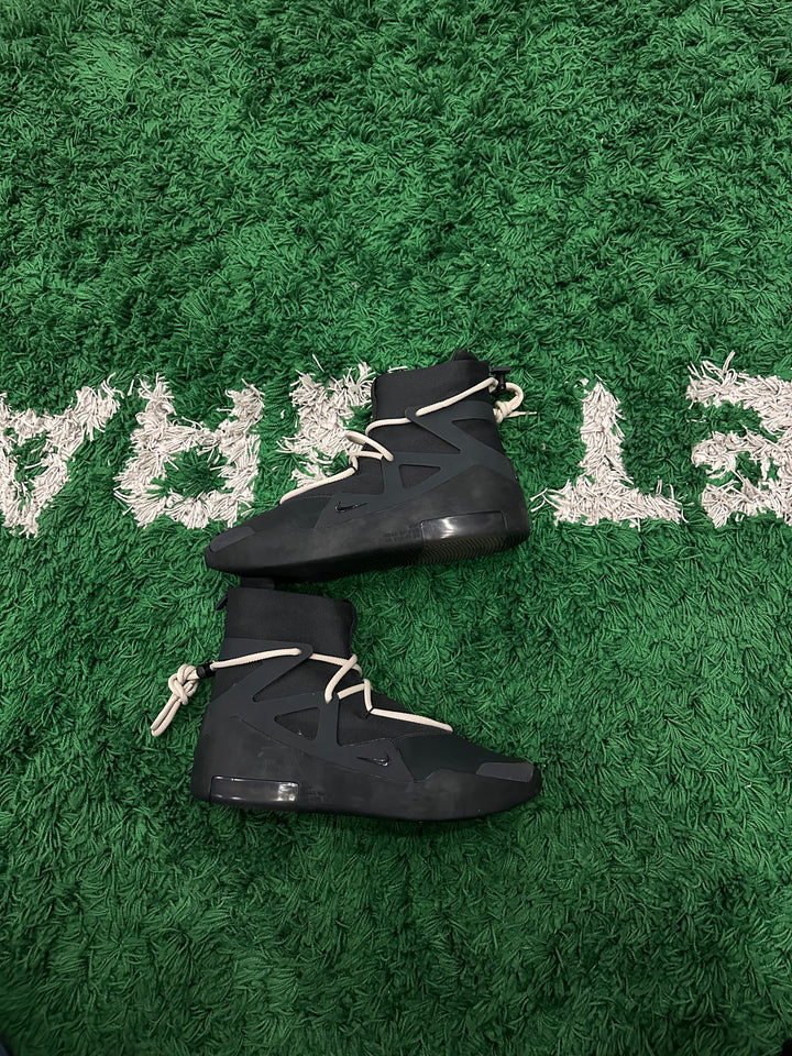 Nike Air Fear Of God Triple Back (VNDS)