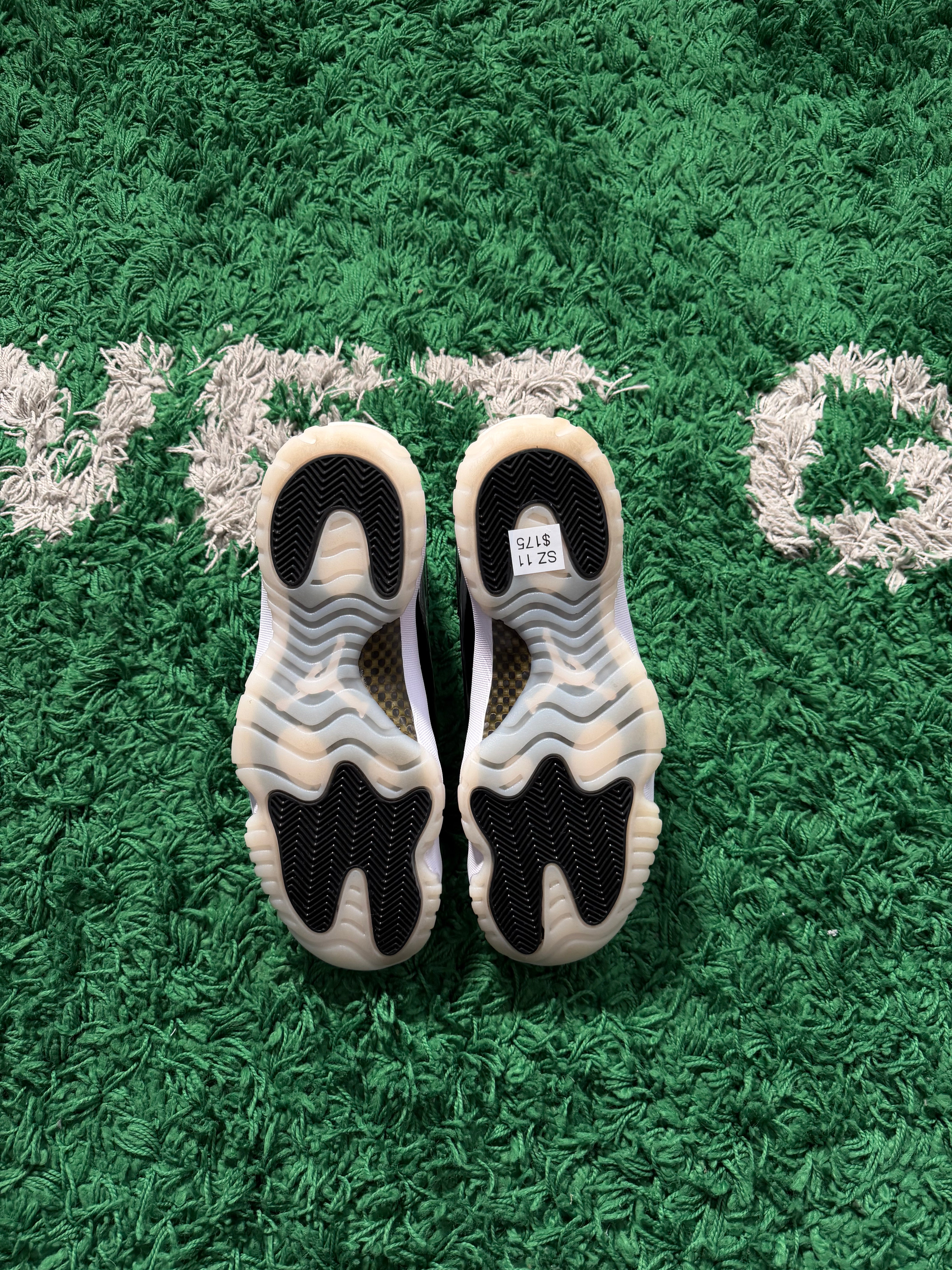 Jordan 11 DMP Gratitude (VNDS)