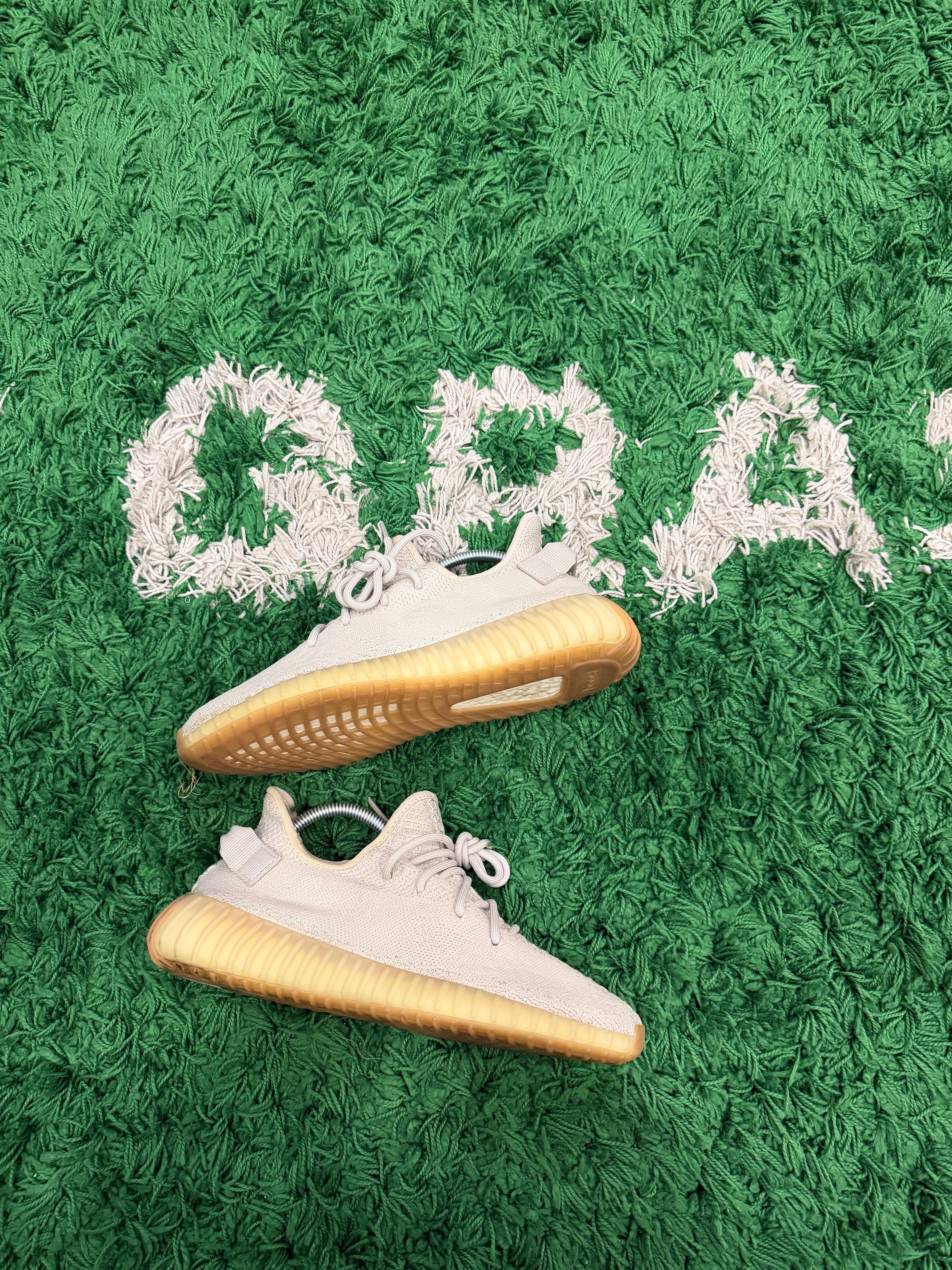 Yeezy 350 Sesame (VNDS)