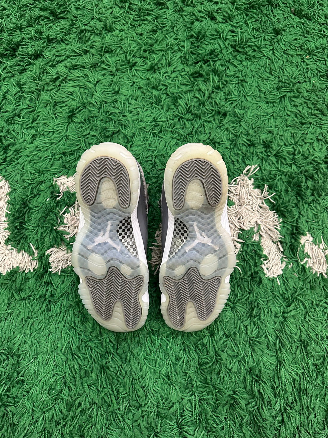 Jordan 11 Cool Grey (Worn once)