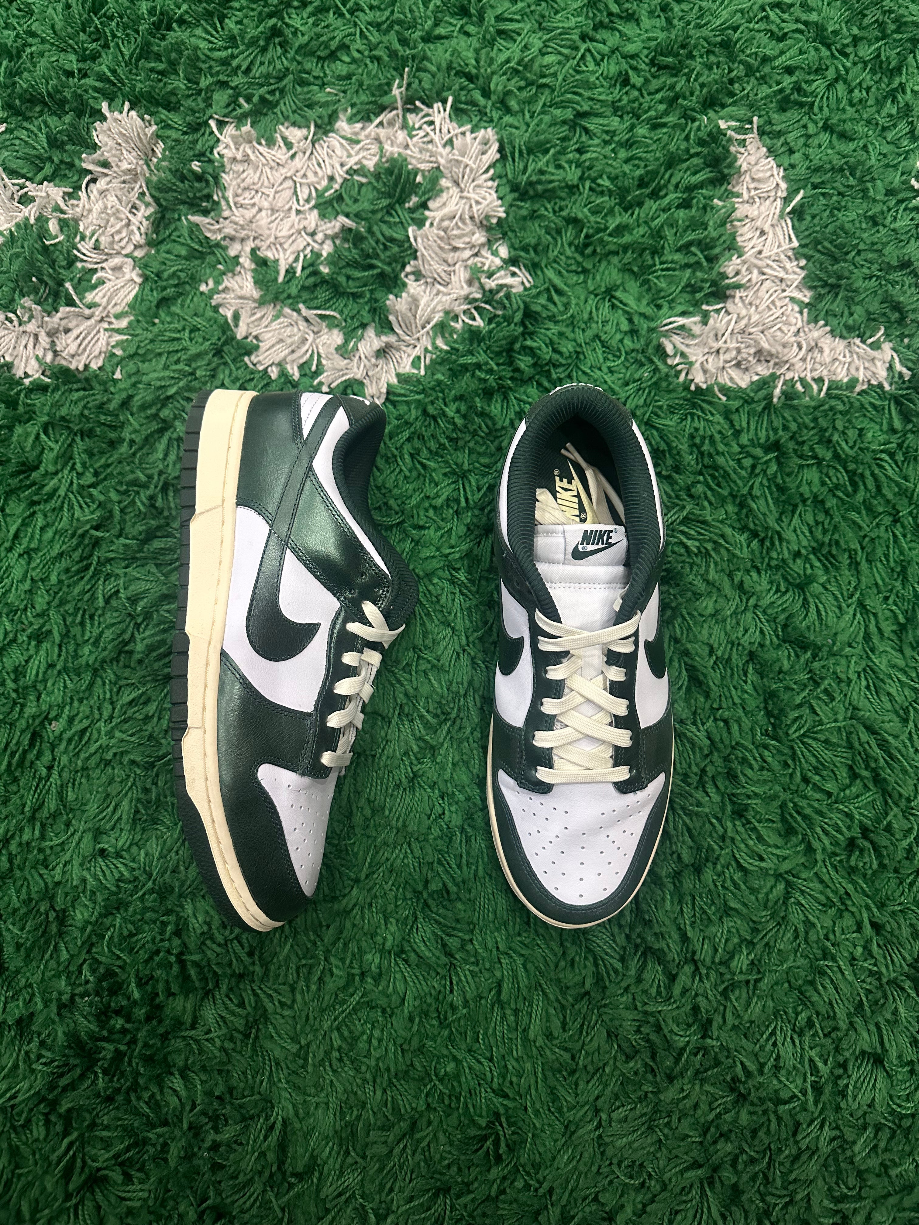 Nike Dunk Low Vintage Green (VNDS)
