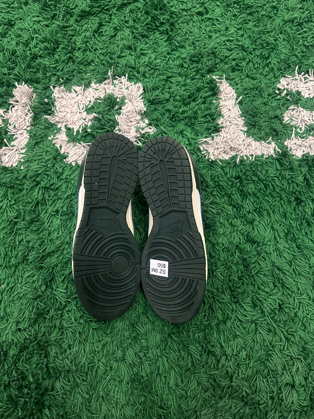 Nike Dunk Low Vintage Green (VNDS)