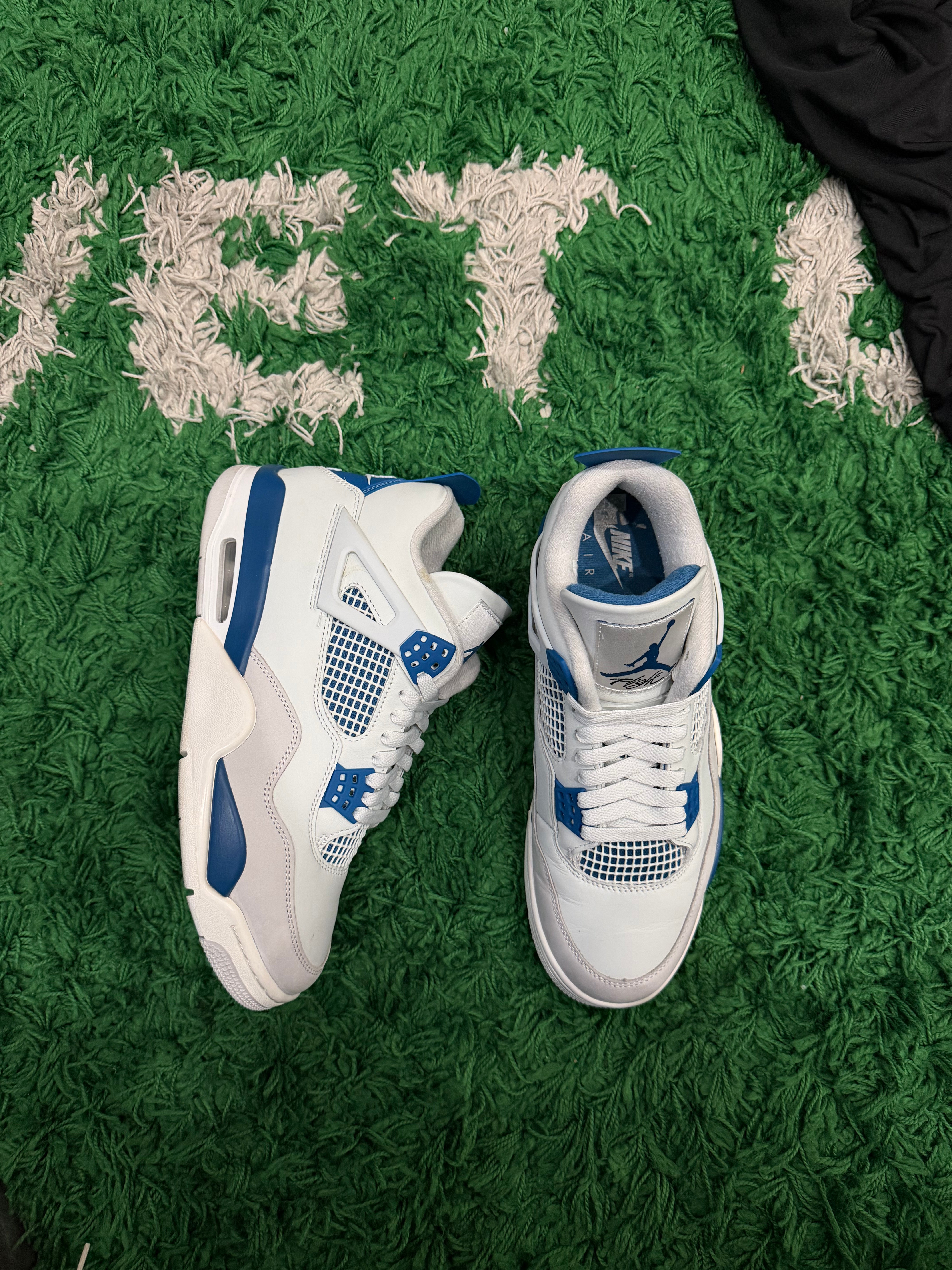Jordan 4 Military Blue (VNDS)