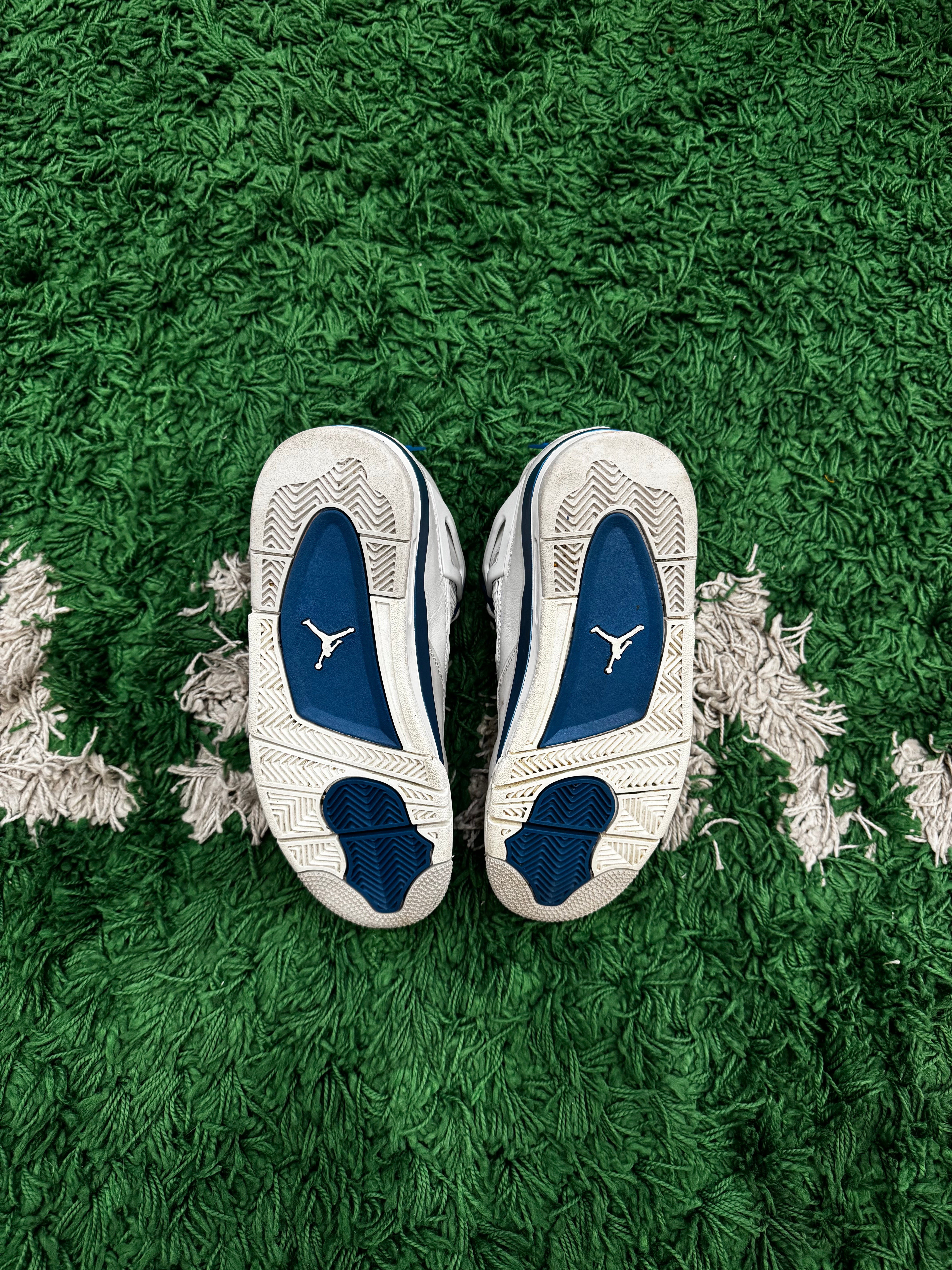 Jordan 4 Military Blue (VNDS)