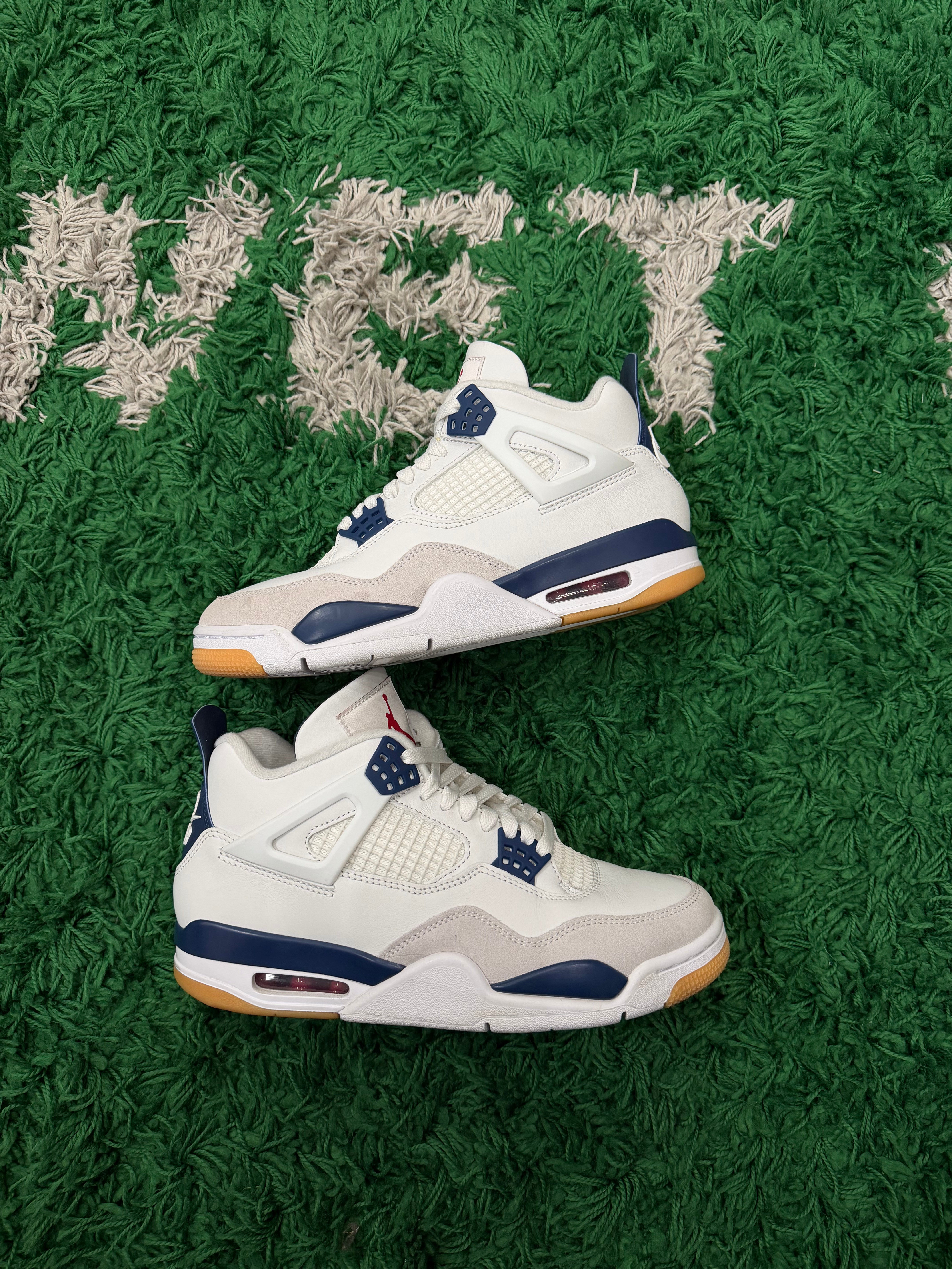 Jordan 4 SB Navy (VNDS)