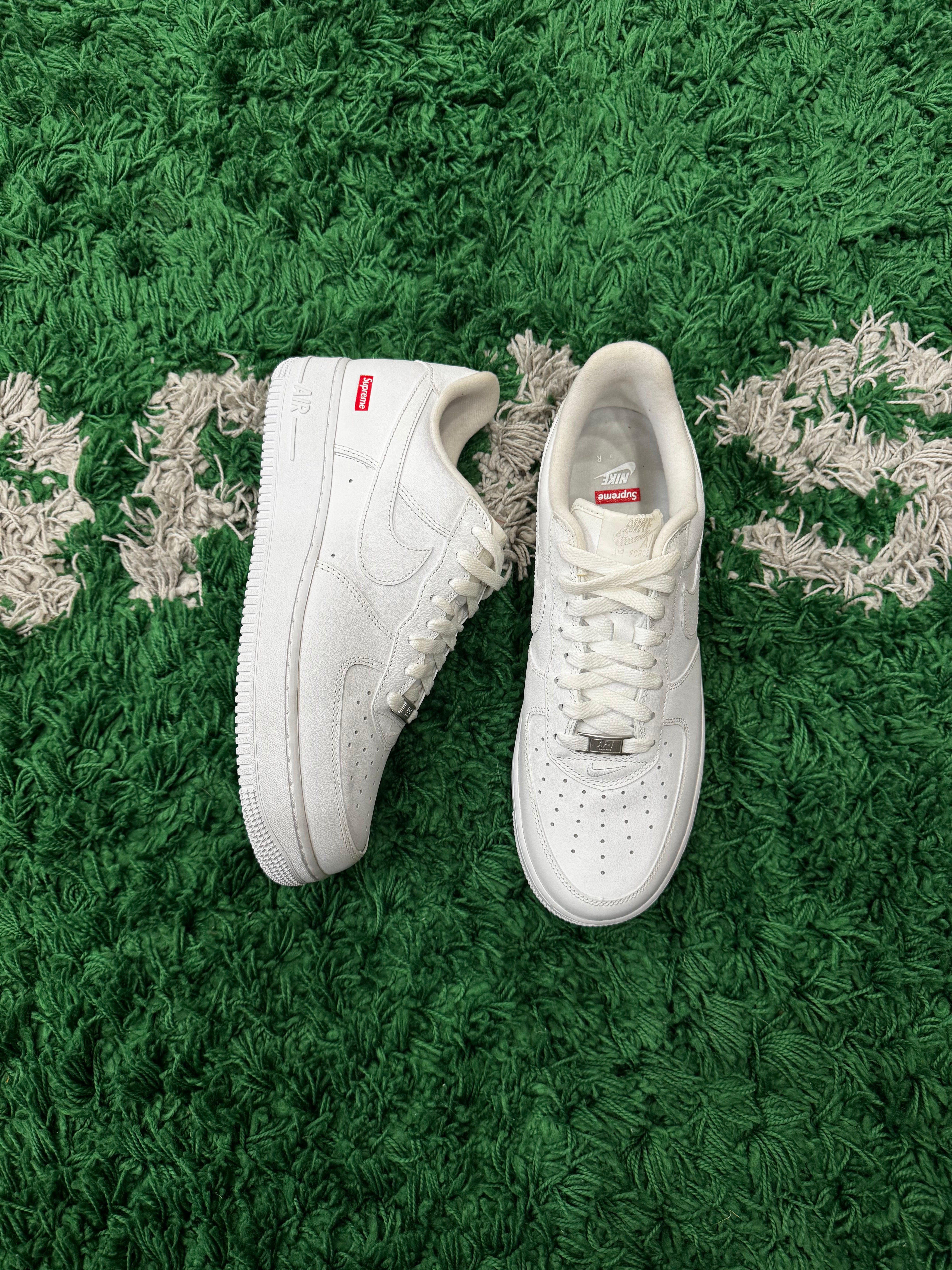 Nike Air Force 1 Low Supreme White (Worn once)