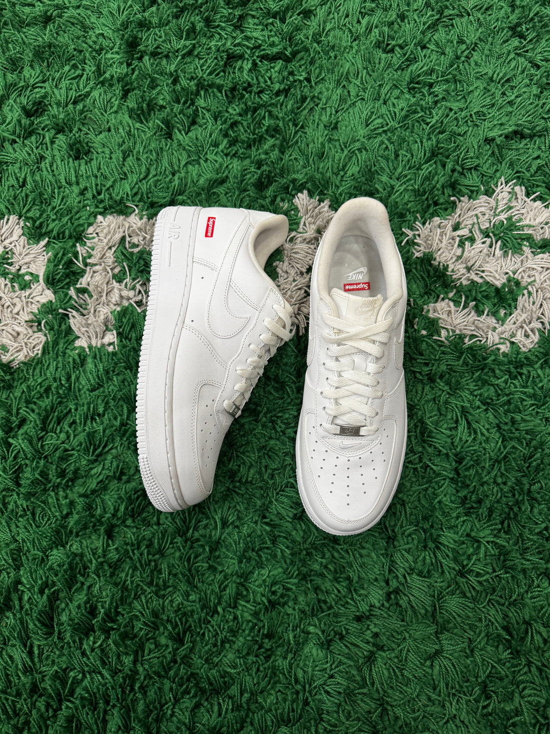 Nike Air Force 1 Low Supreme White (Worn once)