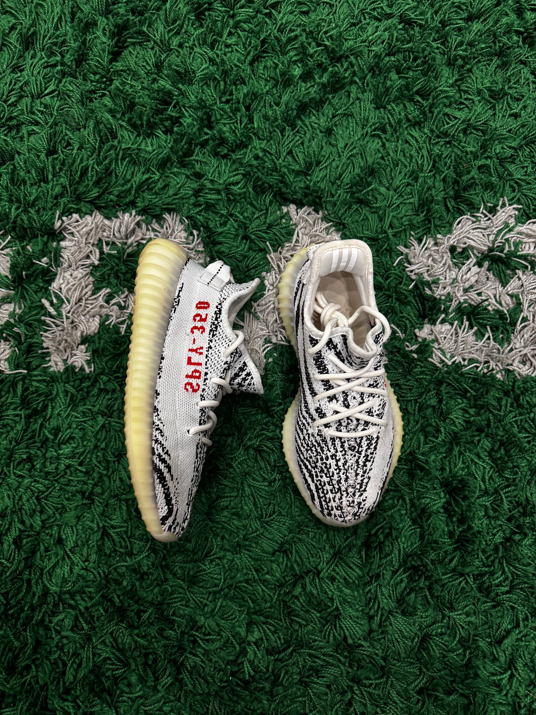 Yeezy 350 Zebra (VNDS)