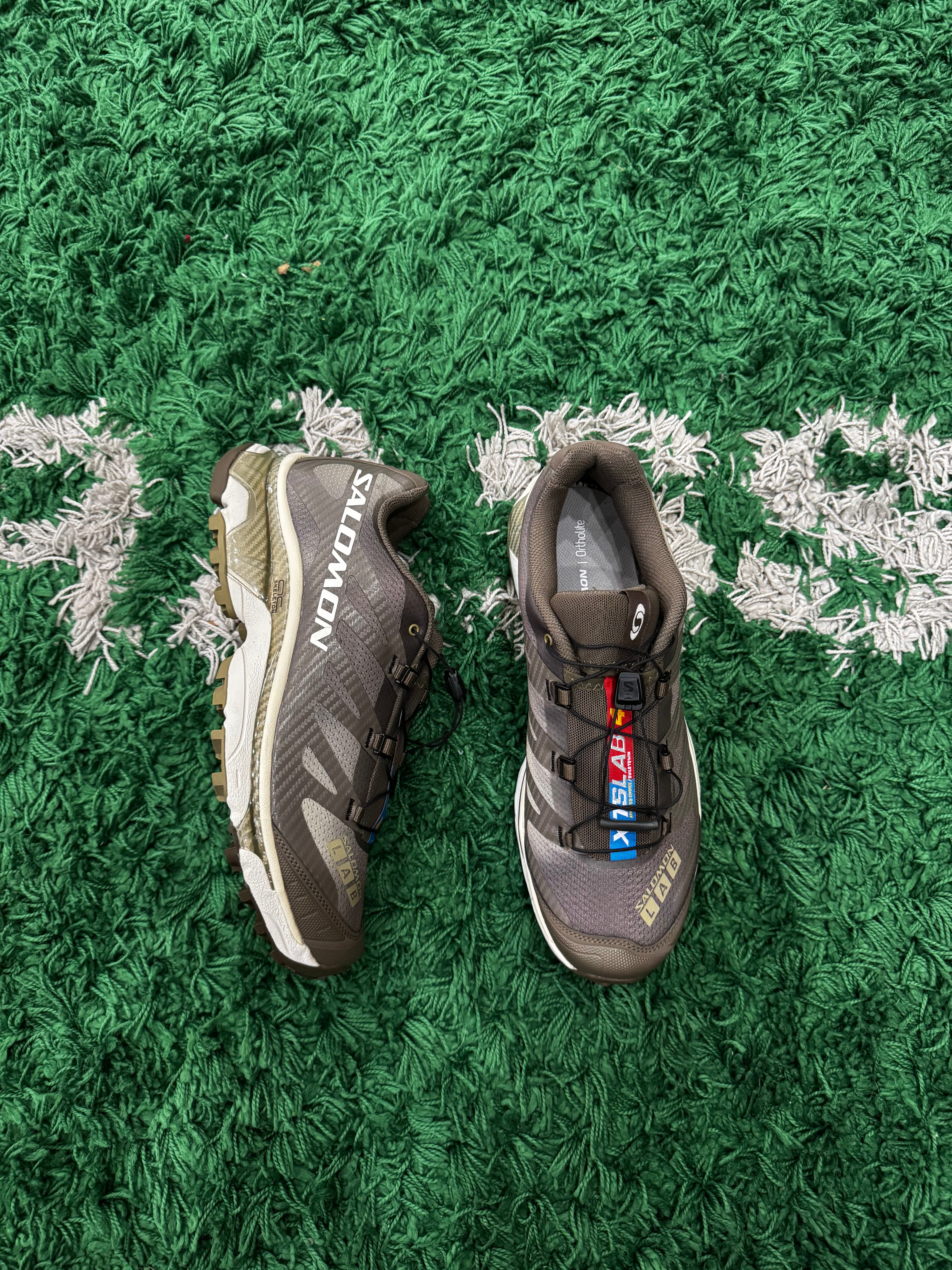 Salomon XT-4 OG Aurora Borealis Canteen (Worn once)