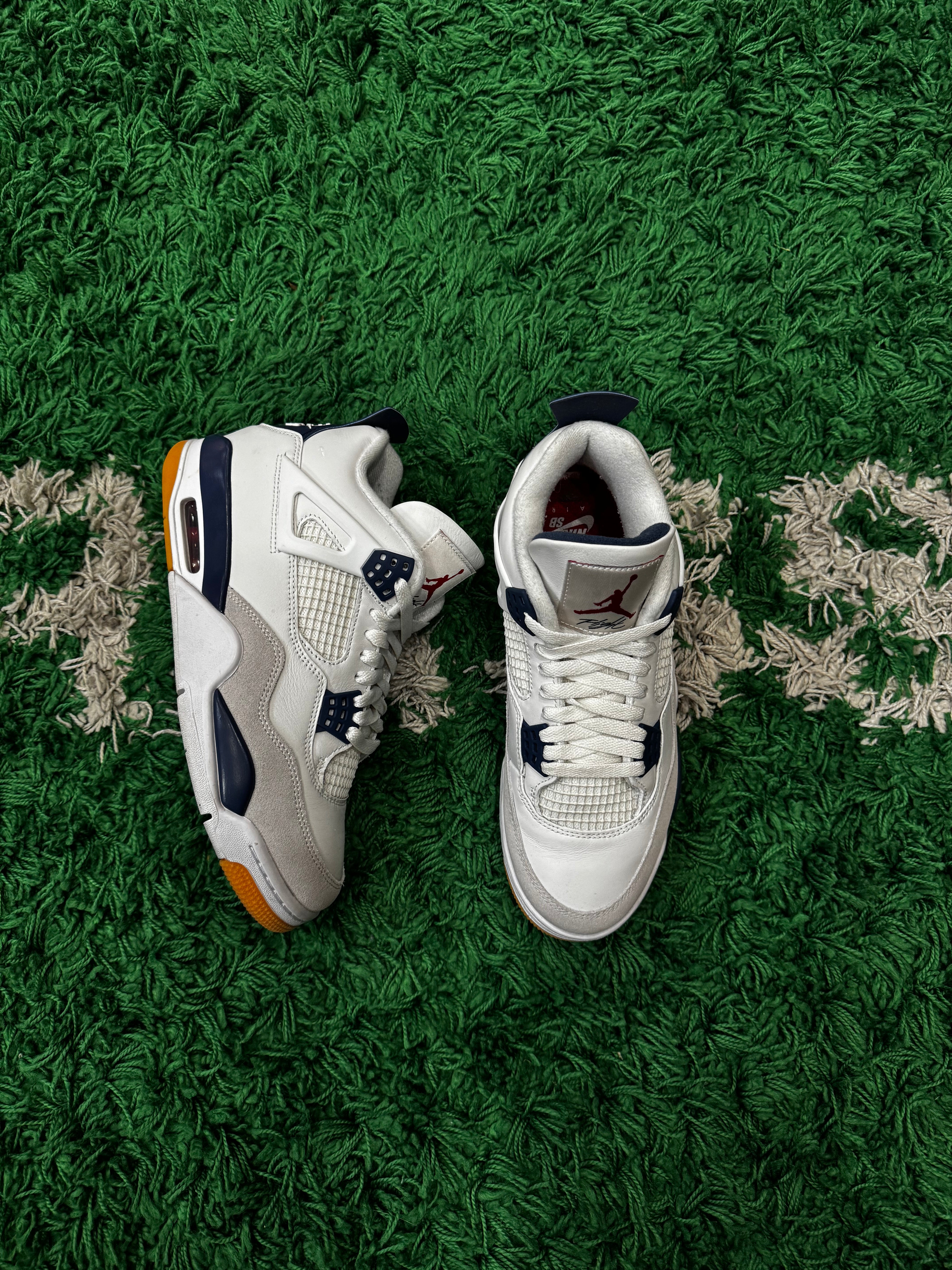 Jordan 4 SB Navy (VNDS)