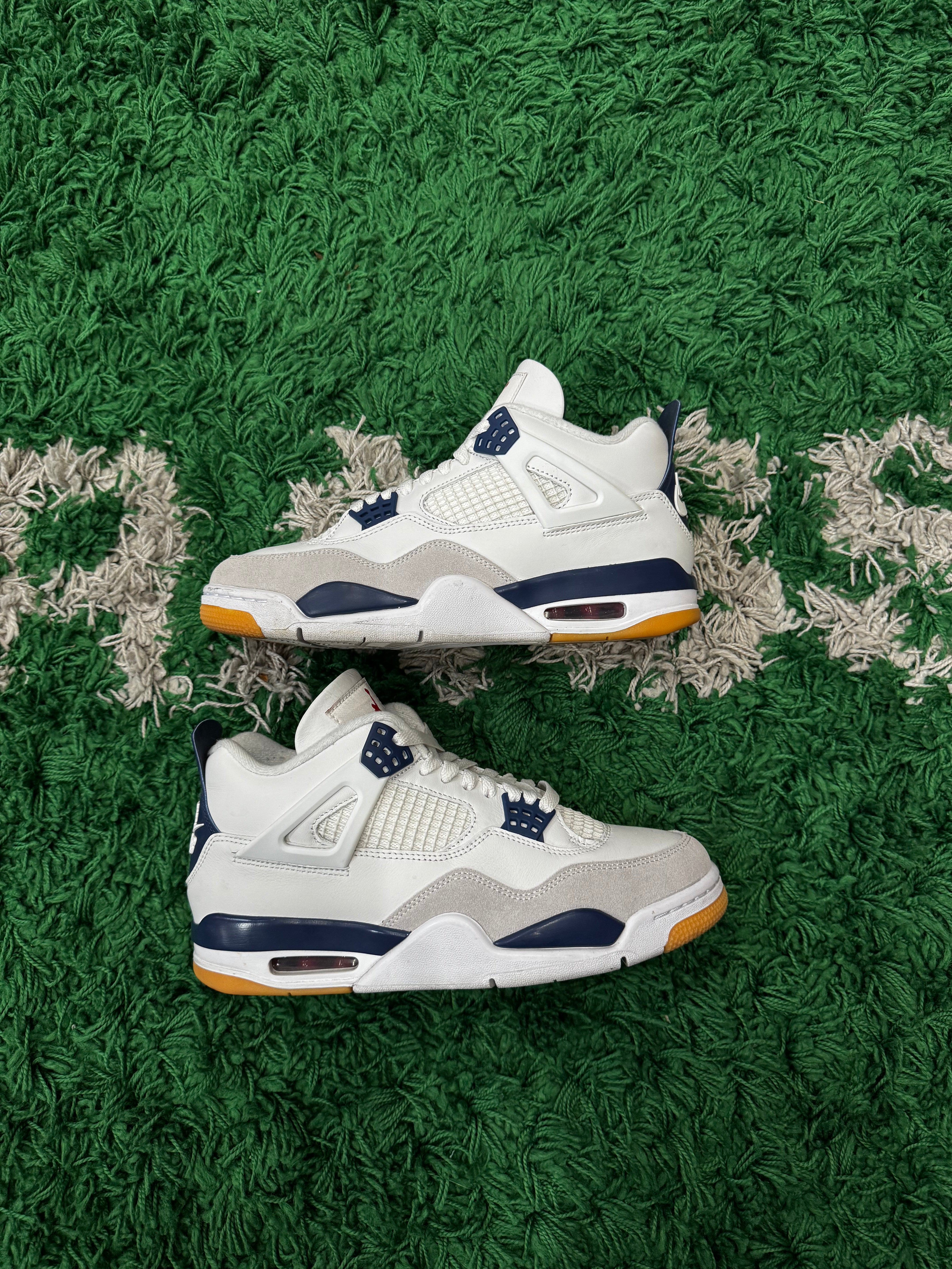 Jordan 4 SB Navy (VNDS)