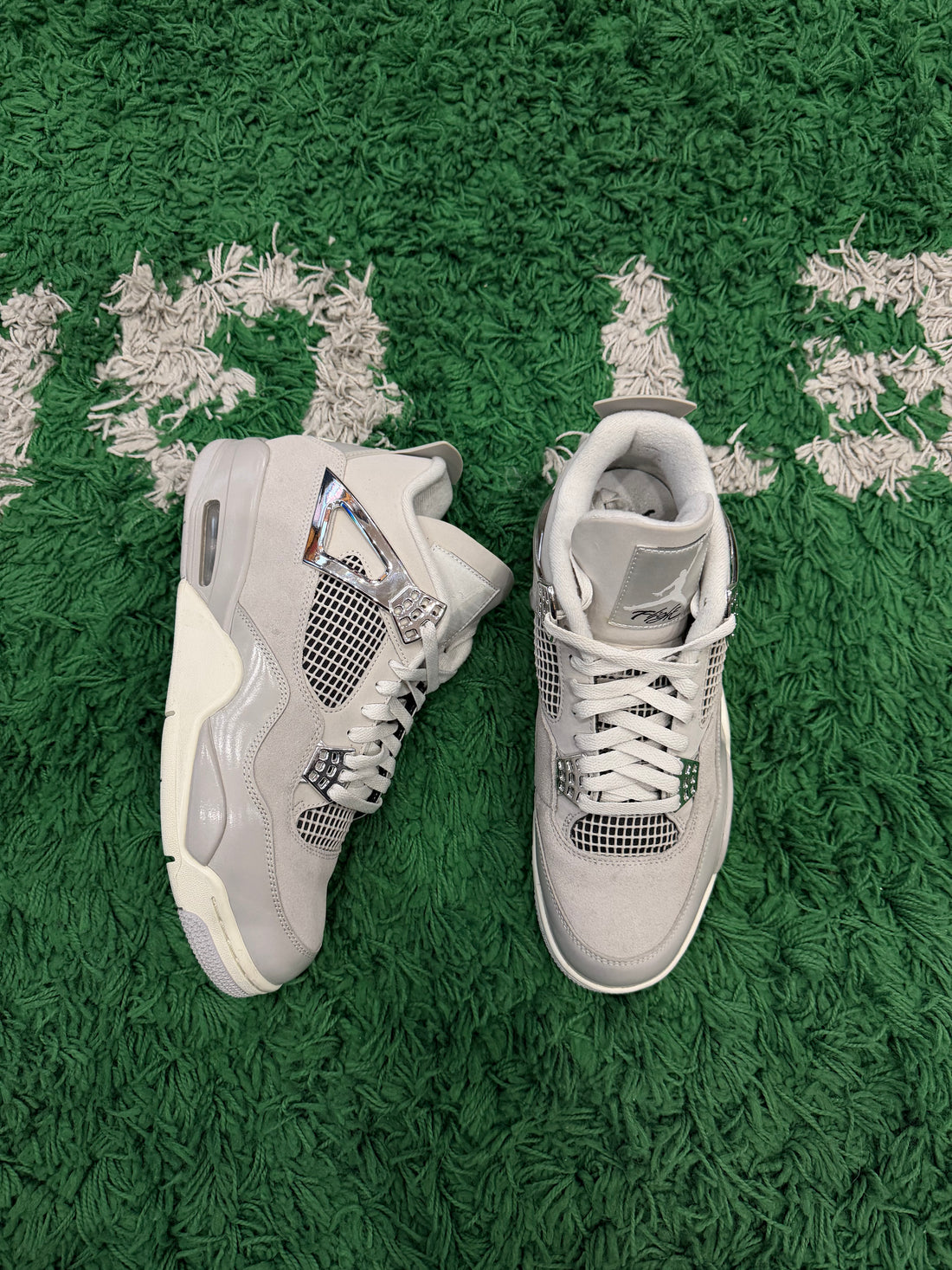 Jordan 4 Frozen Moments (VNDS)