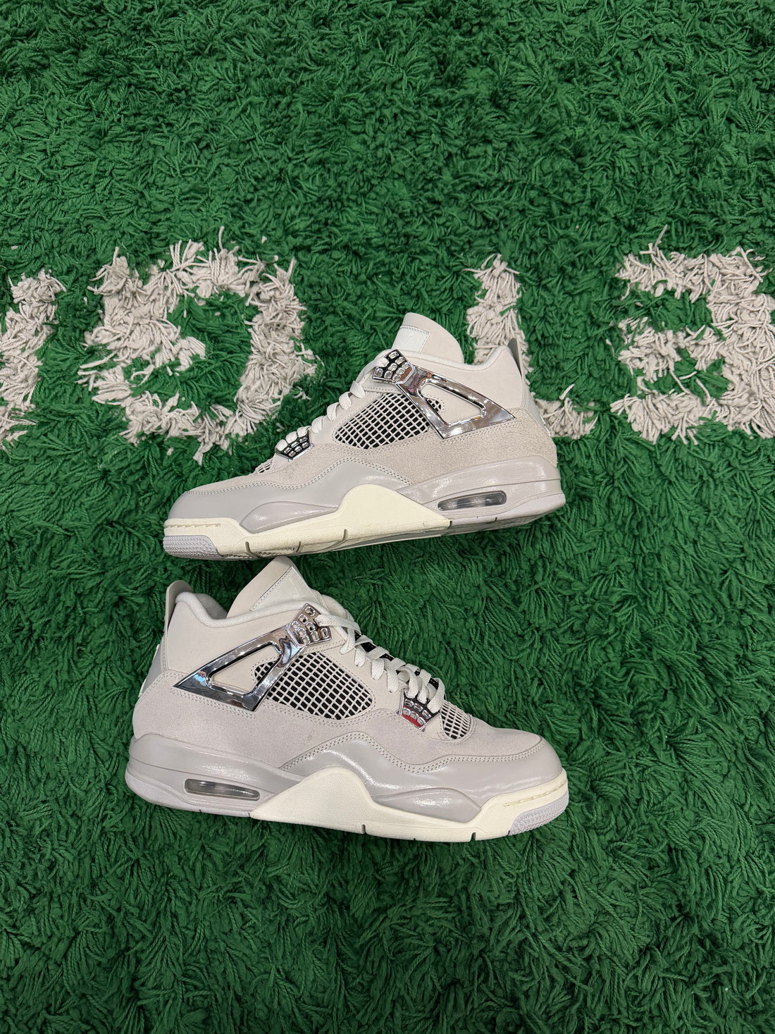 Jordan 4 Frozen Moments (VNDS)