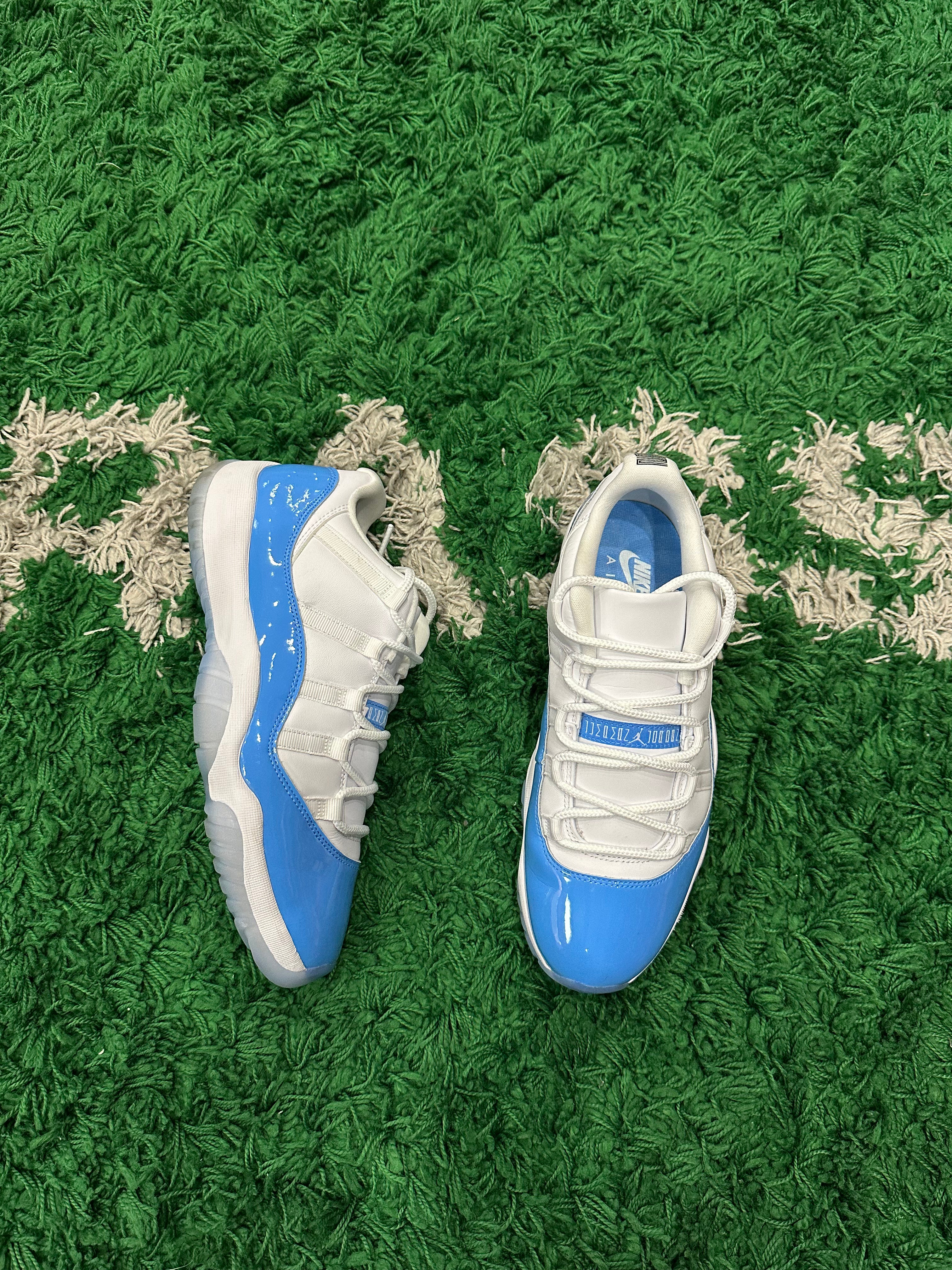 Jordan 11 Low University Blue (VNDS)