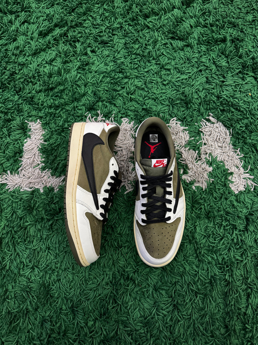 Jordan 1 Low Travis Scott Medium Olive (VNDS)