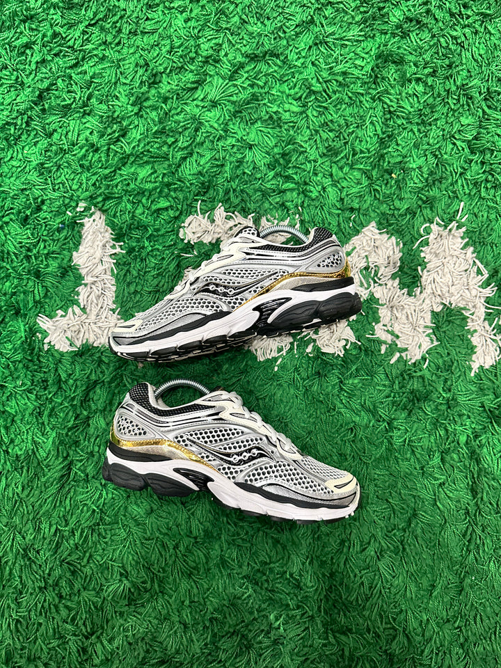 Saucony ProGrid Omni 9 Silver Gold (VNDS)