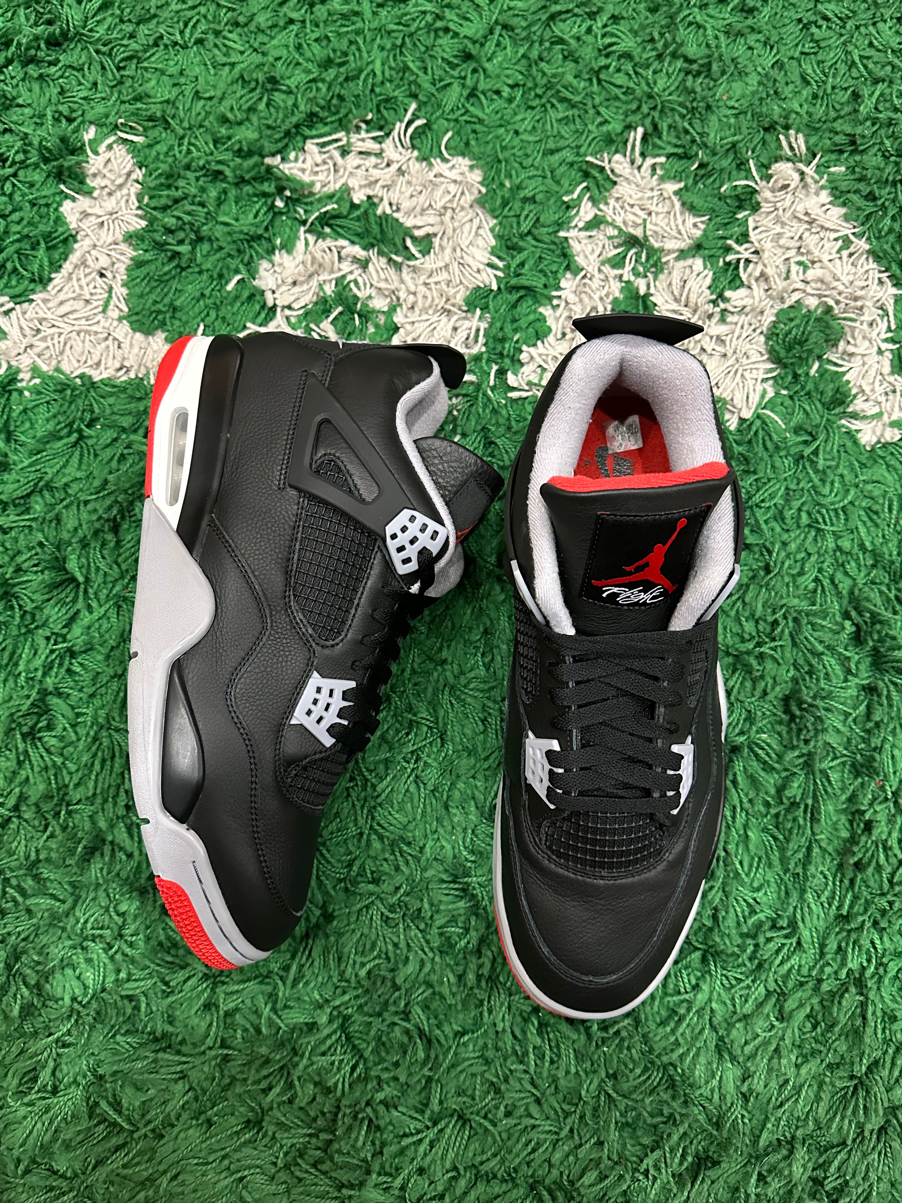 Jordan 4 Bred Reimagined (VNDS)