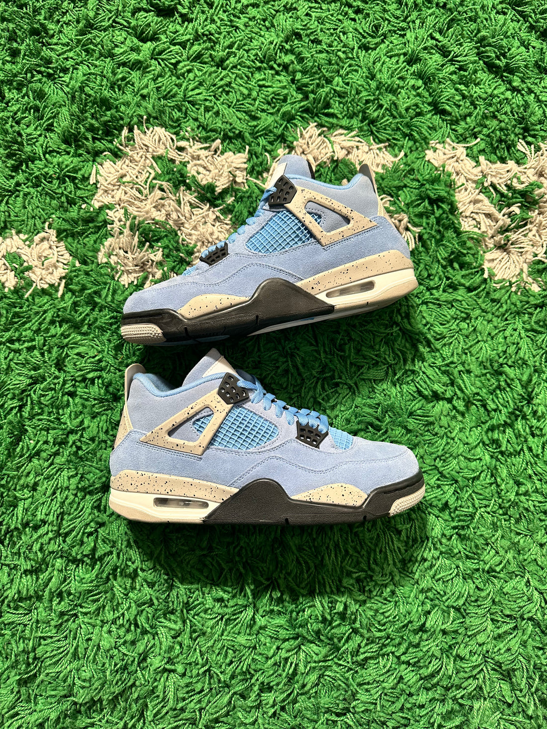 Jordan 4 University Blue (VNDS)