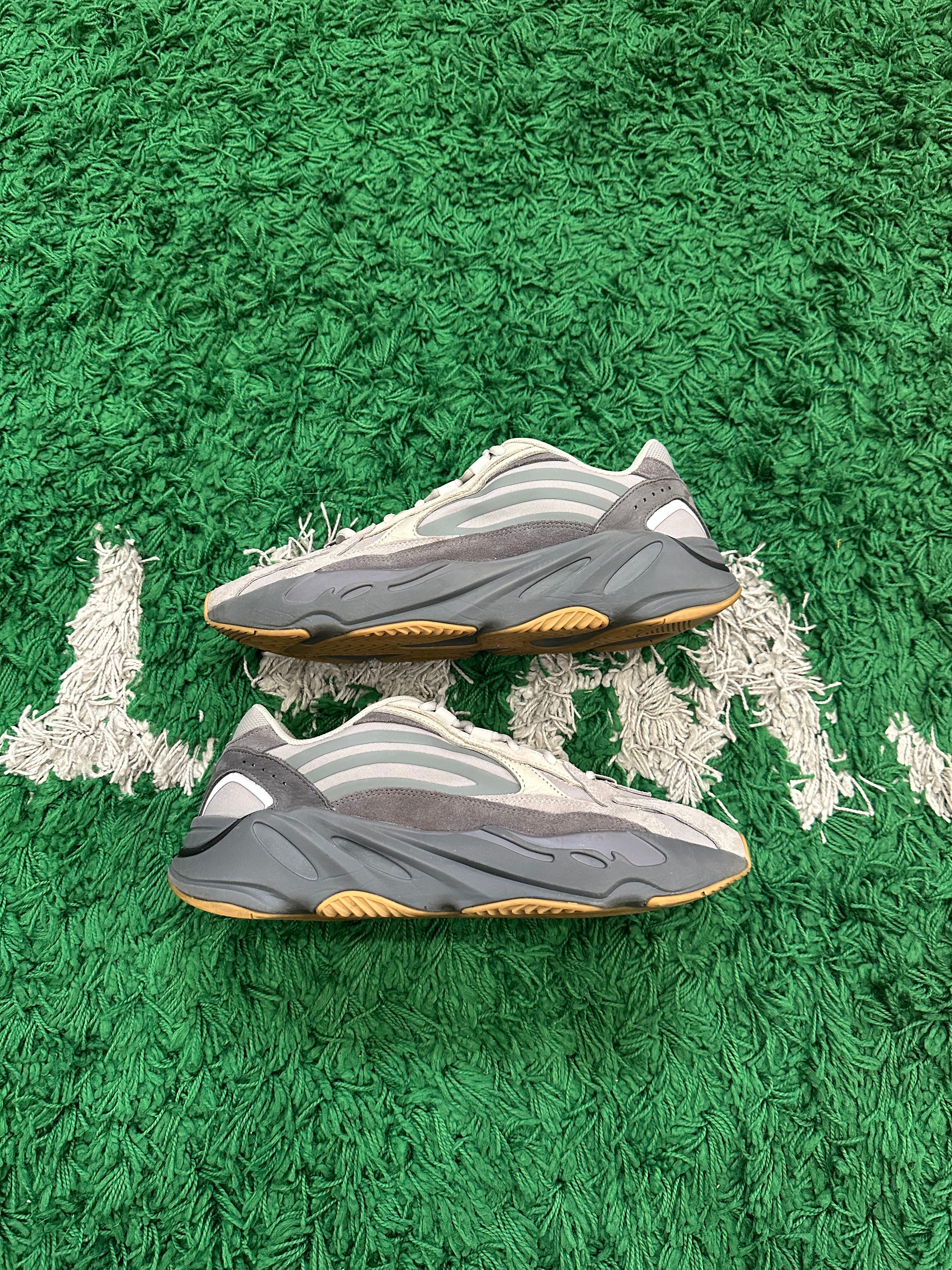Yeezy Boost 700 V2 Tephra (Preowned)