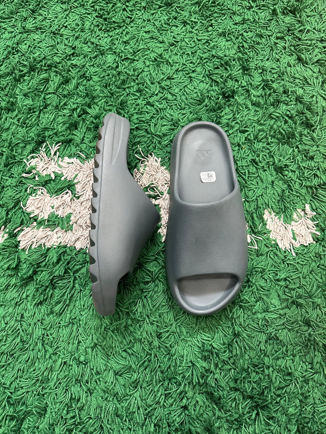 Yeezy Slide Slate Marine (VNDS)