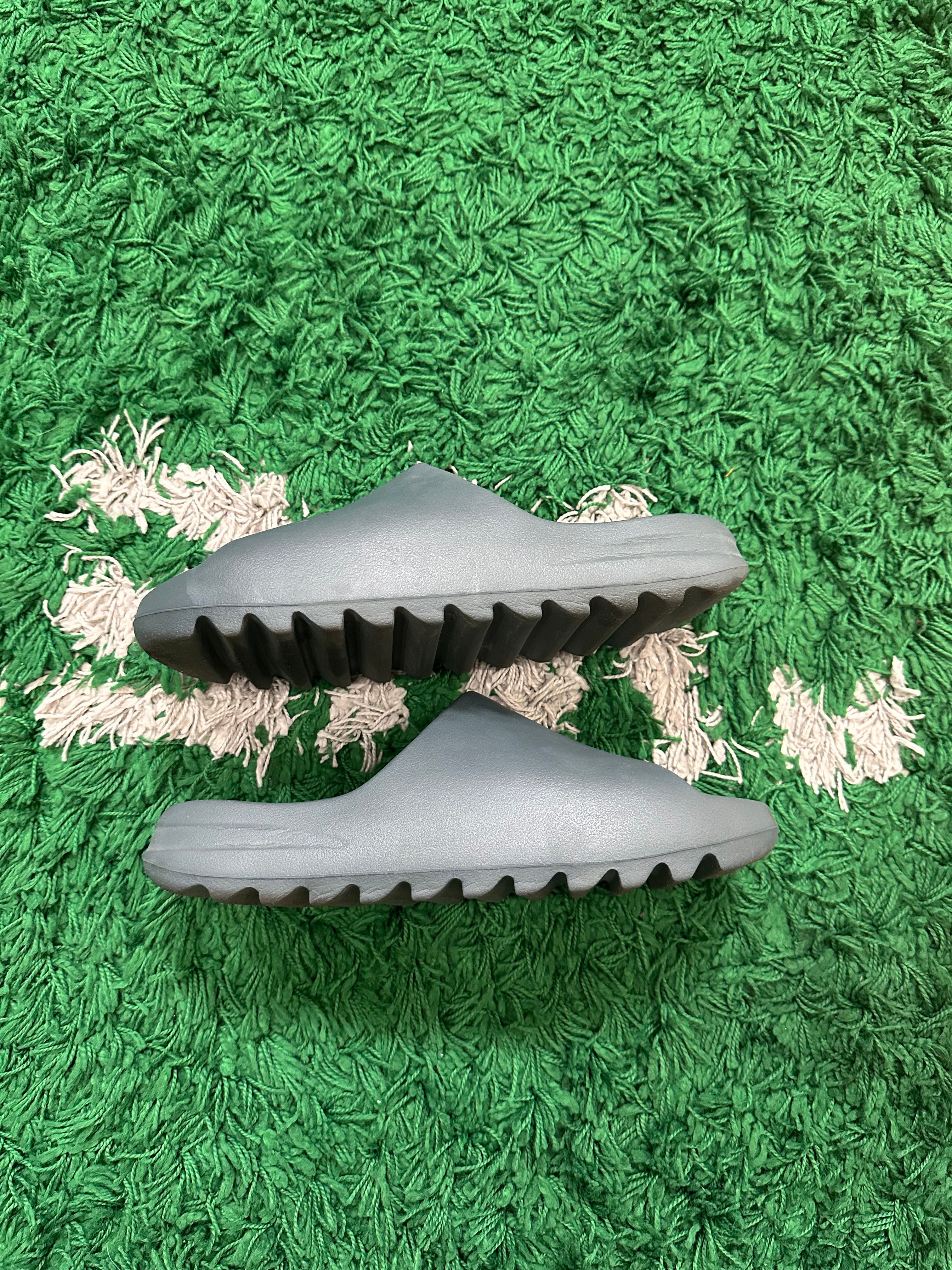 Yeezy Slide Slate Marine (VNDS)