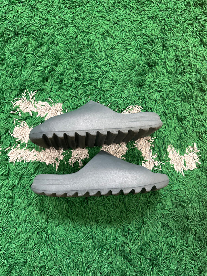 Yeezy Slide Slate Marine (VNDS)