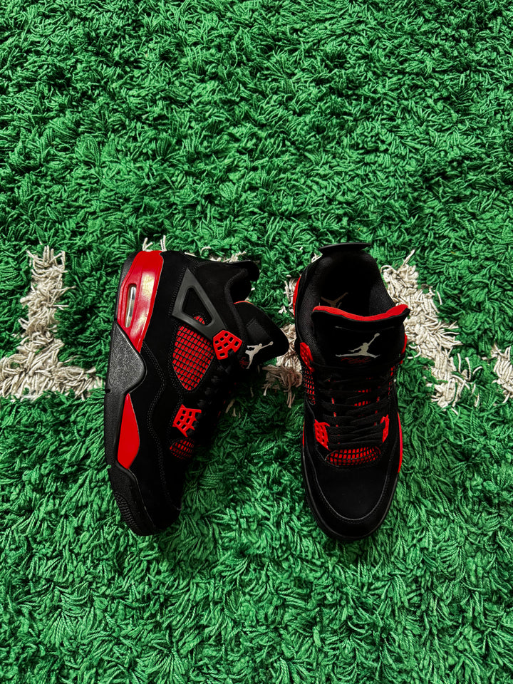 Jordan 4 Red Thunder (Preowned)