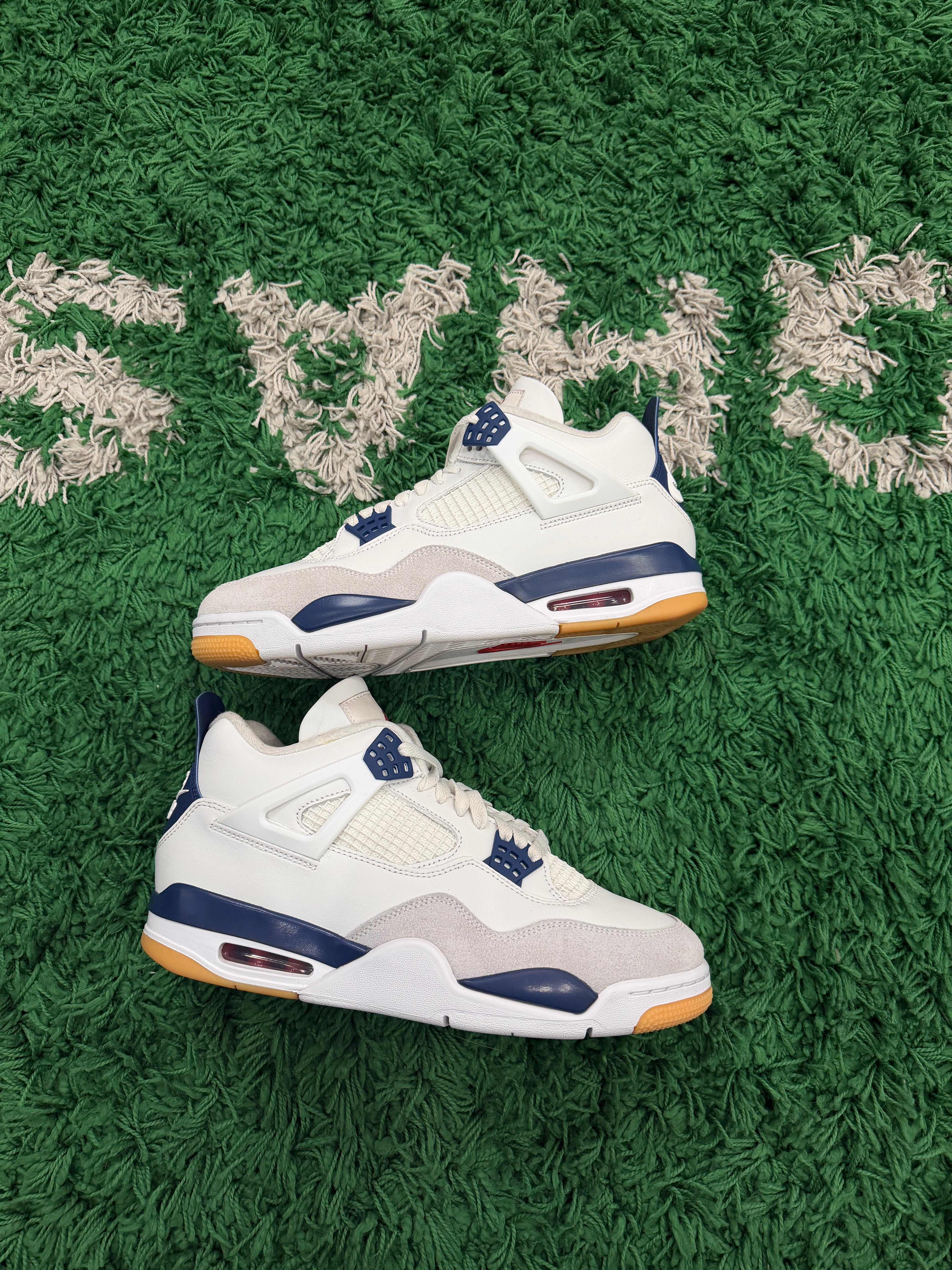 Jordan 4 SB Navy (VNDS)