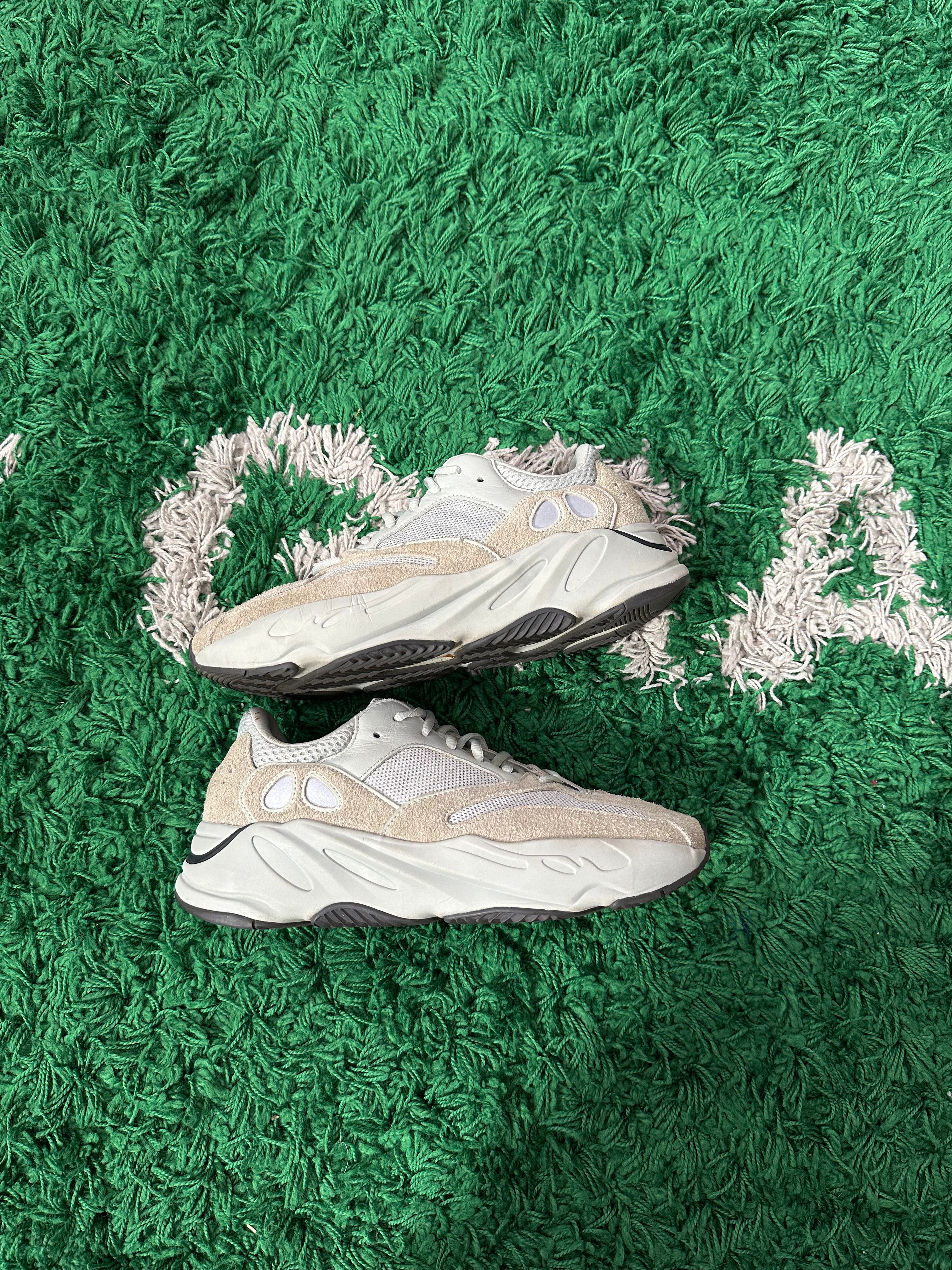 Yeezy 700 Salt (VNDS)