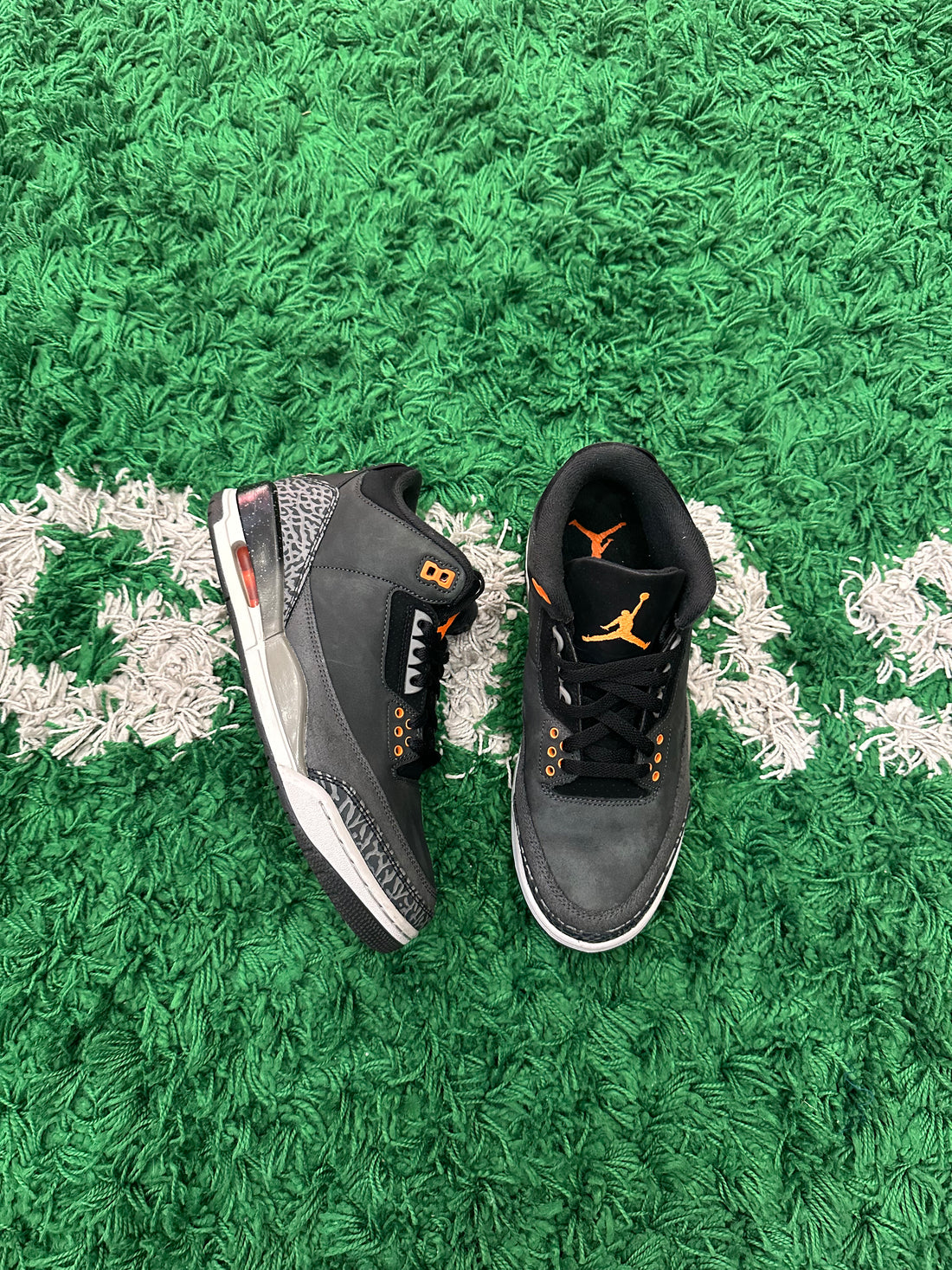 Jordan 3 Fear (Preowned)