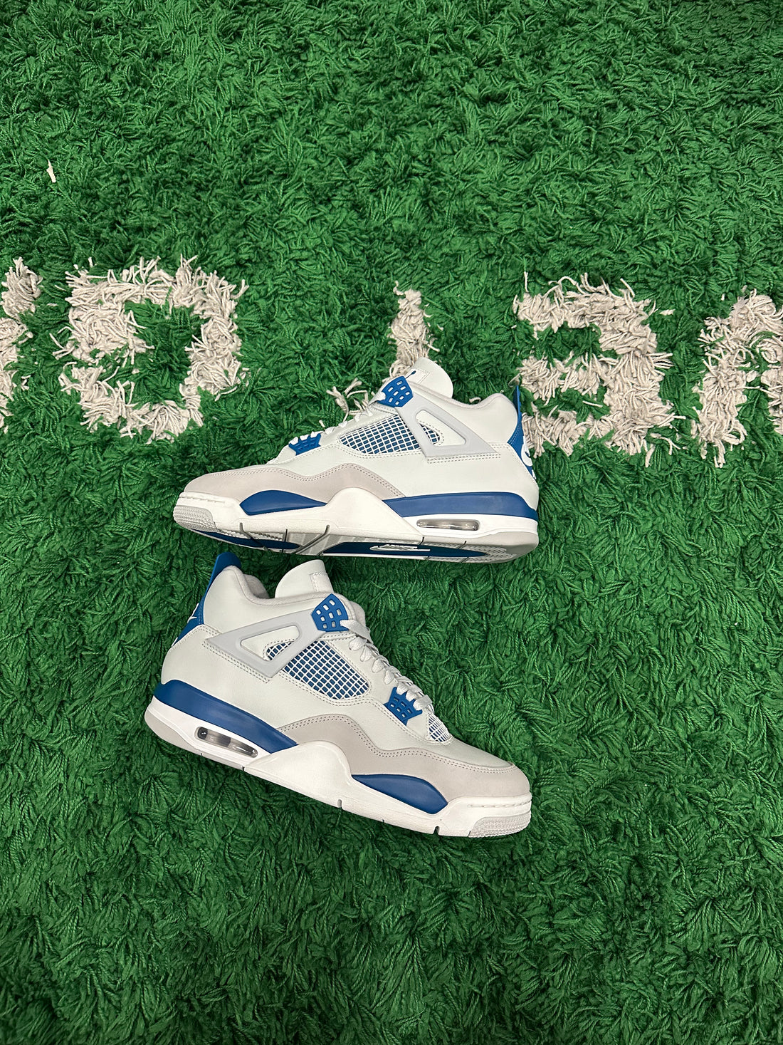 Jordan 4 Military Blue (VNDS)