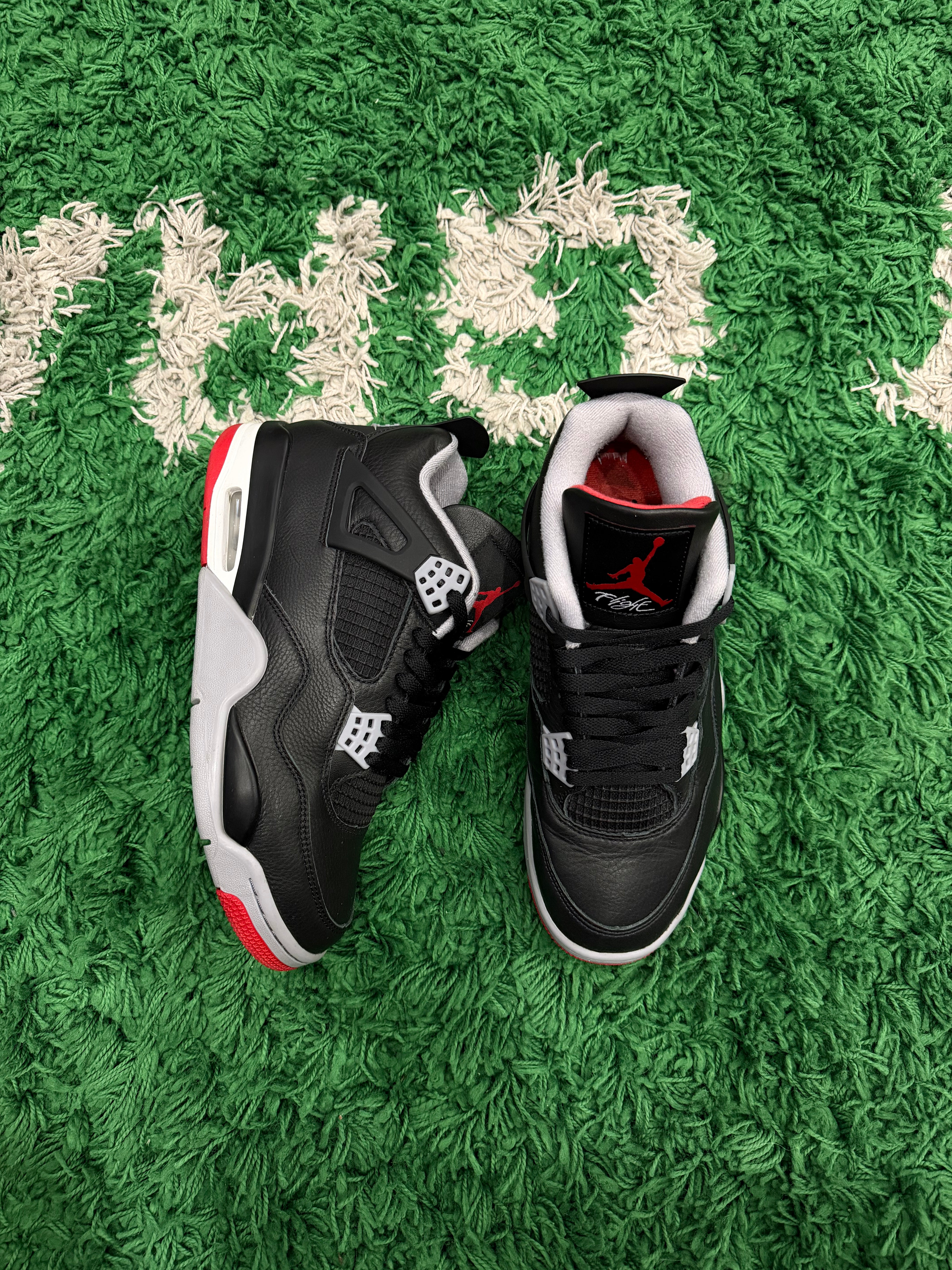 Jordan 4 Bred Reimagined (VNDS)