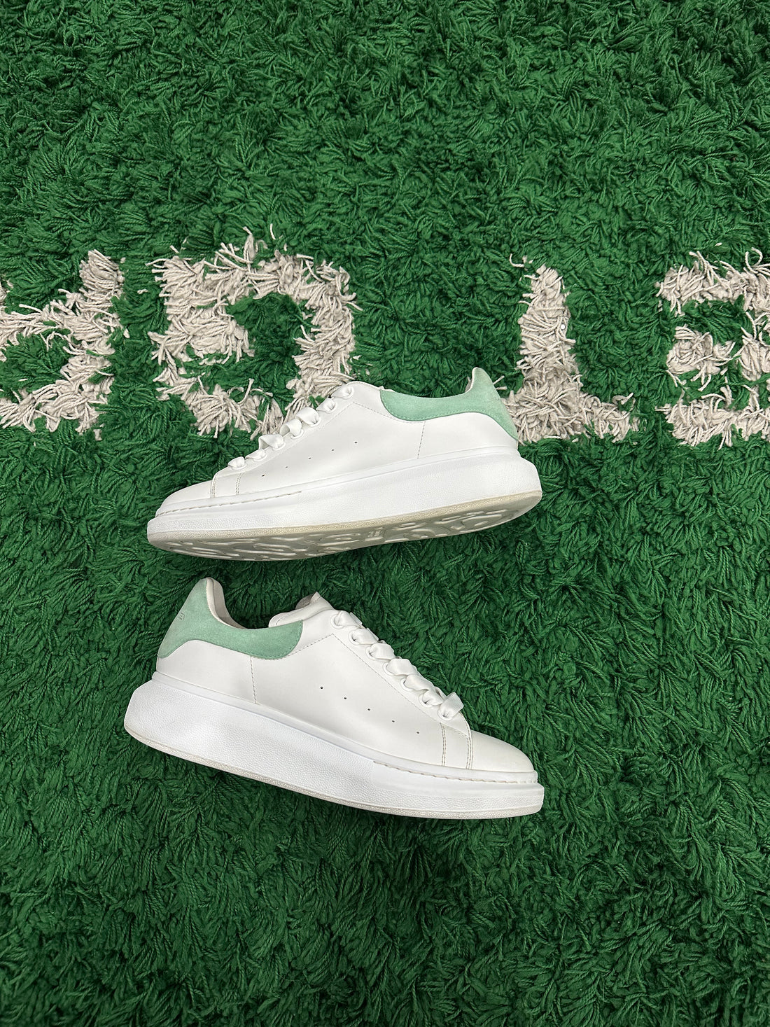 Alexander McQueen Teal (VNDS)