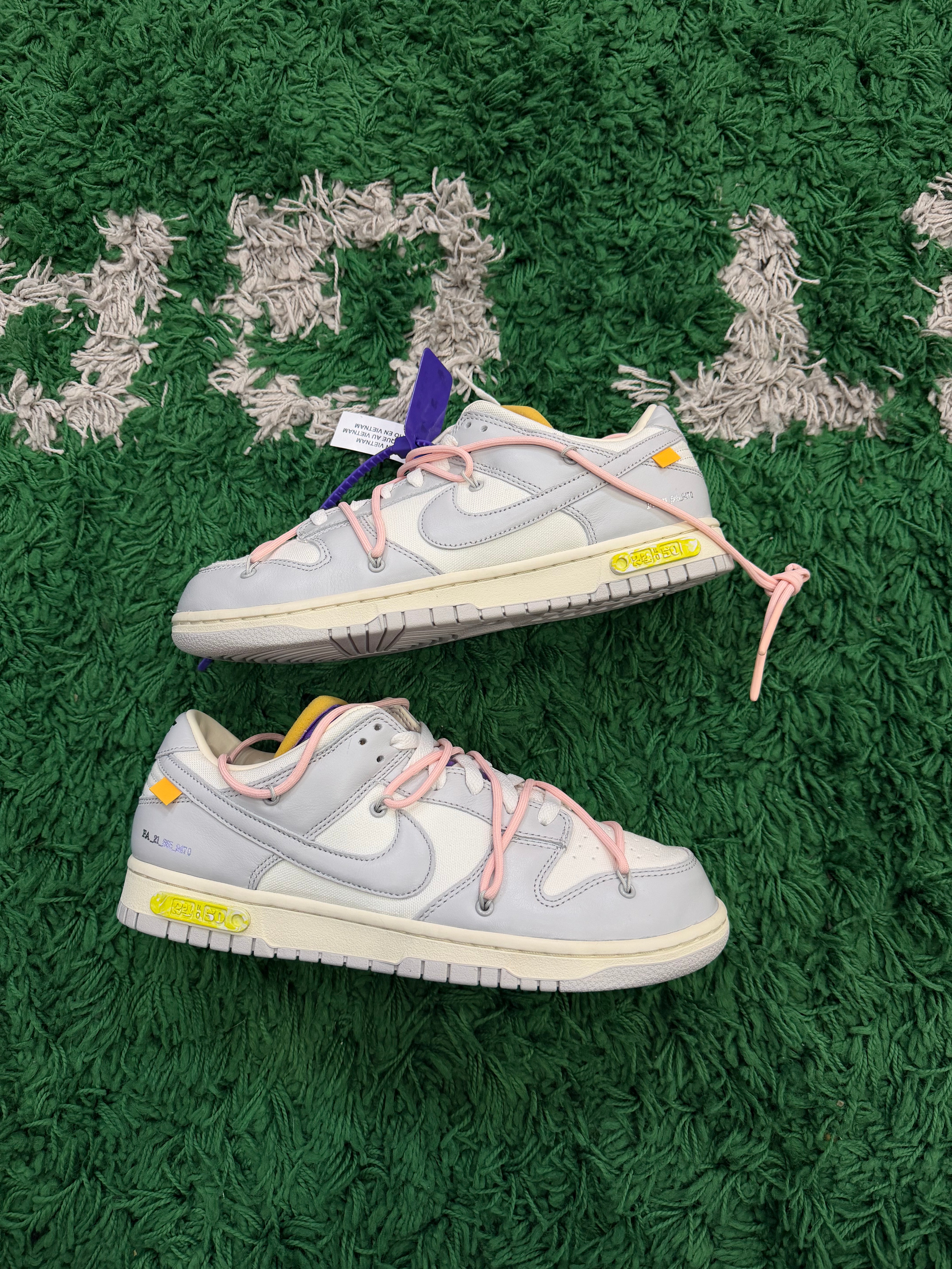 Nike Dunk Low Off White Lot 24 (Tried On)